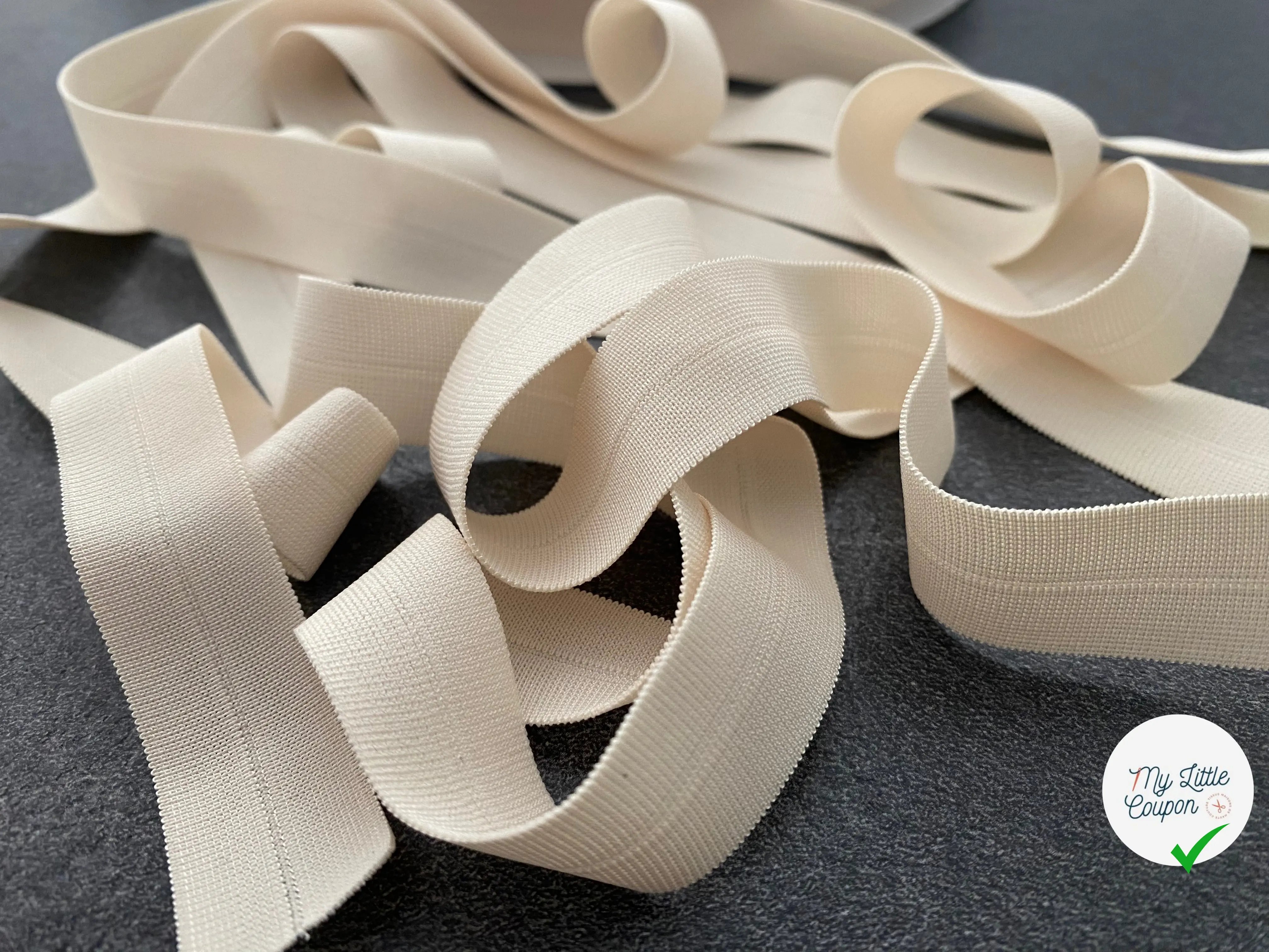 BIAIS PLAT ÉLASTIQUE LINGERIE 18mm BLANC CASSÉ le rouleau de 30m - My Little Coupon