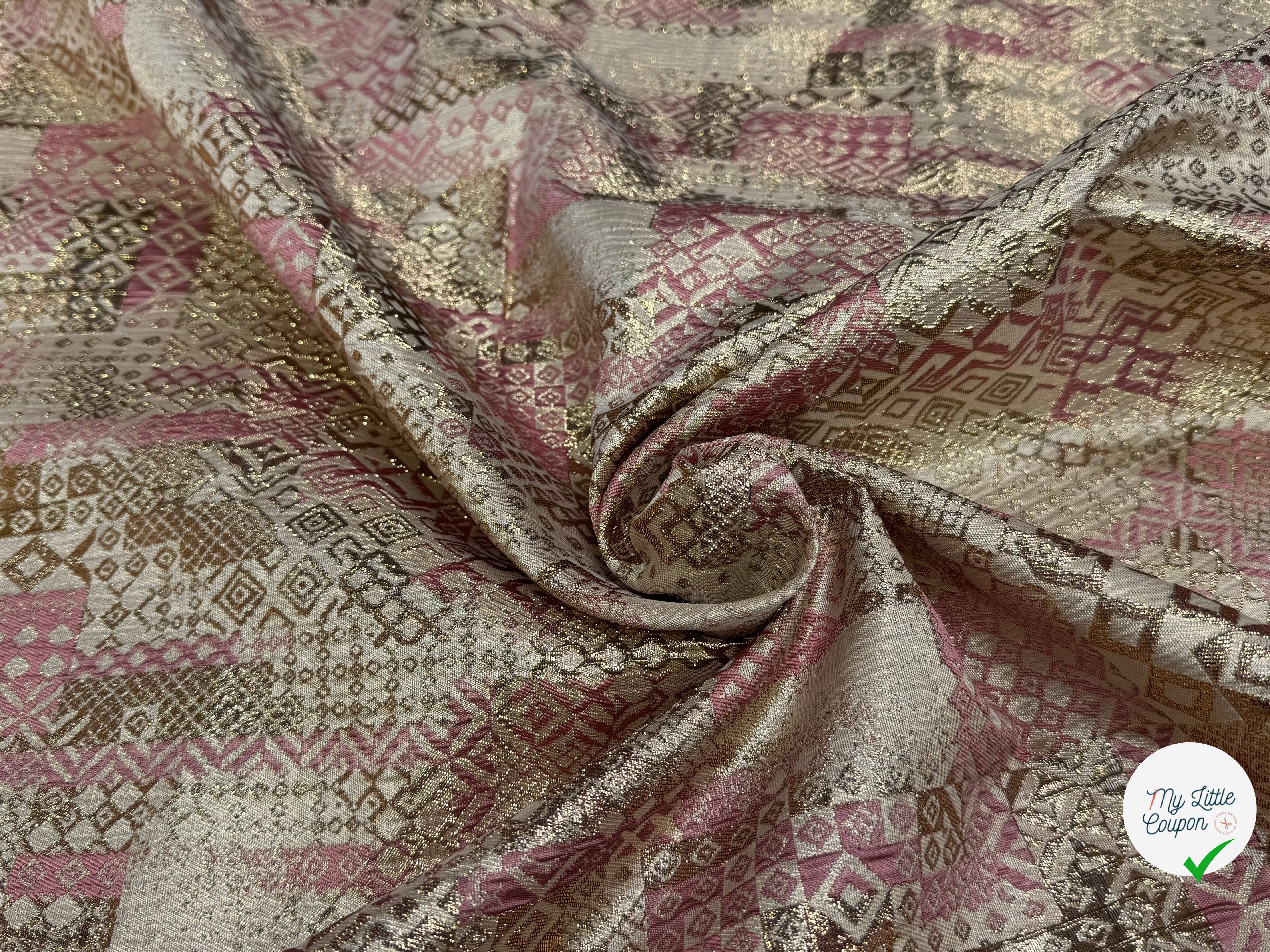 BROCART ARGENTÉ GÉOMETRIQUE ROSE - My Little Coupon