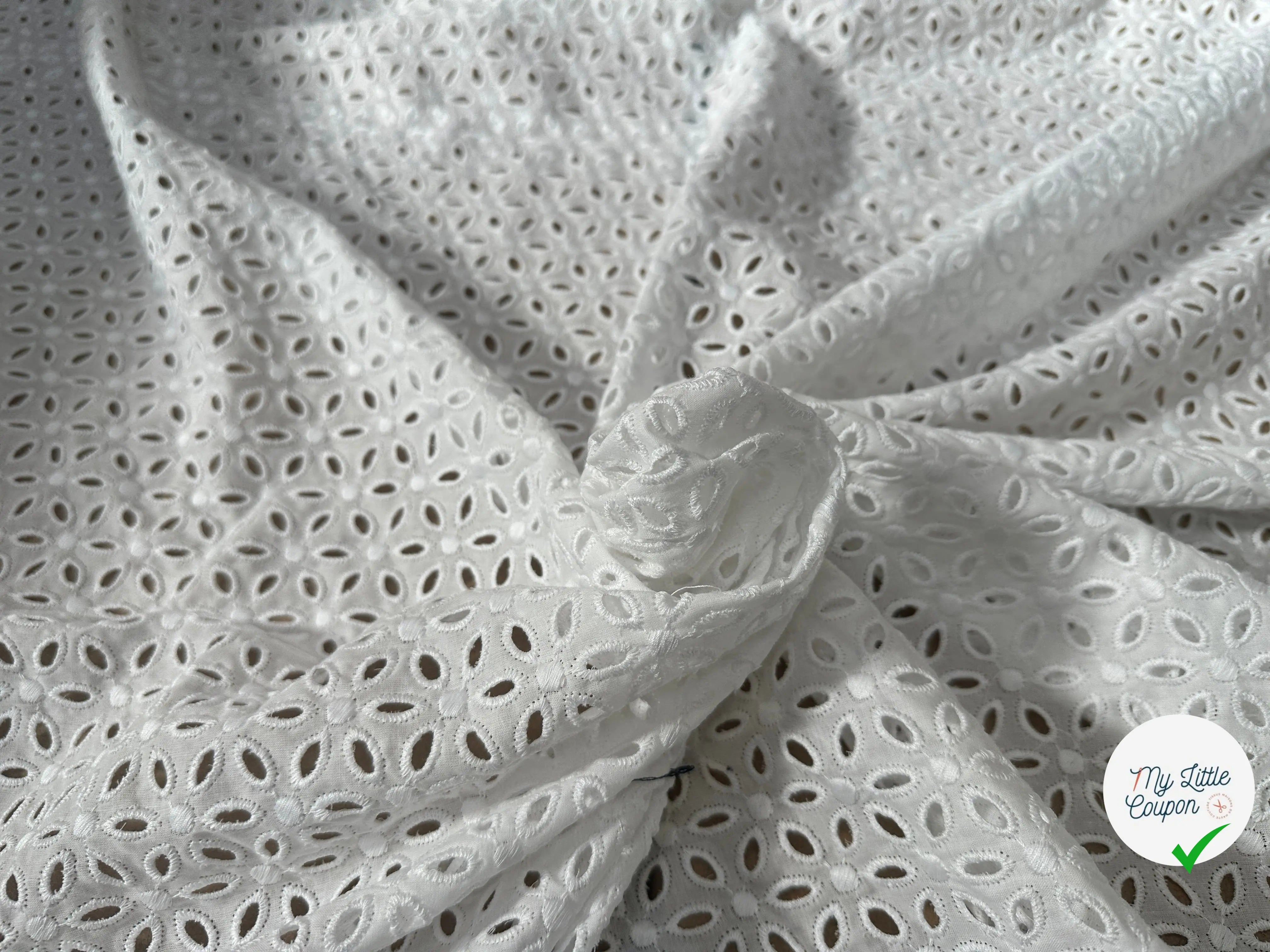 BRODERIE ANGLAISE COTON D'UN BLANC ECLATANT - My Little Coupon