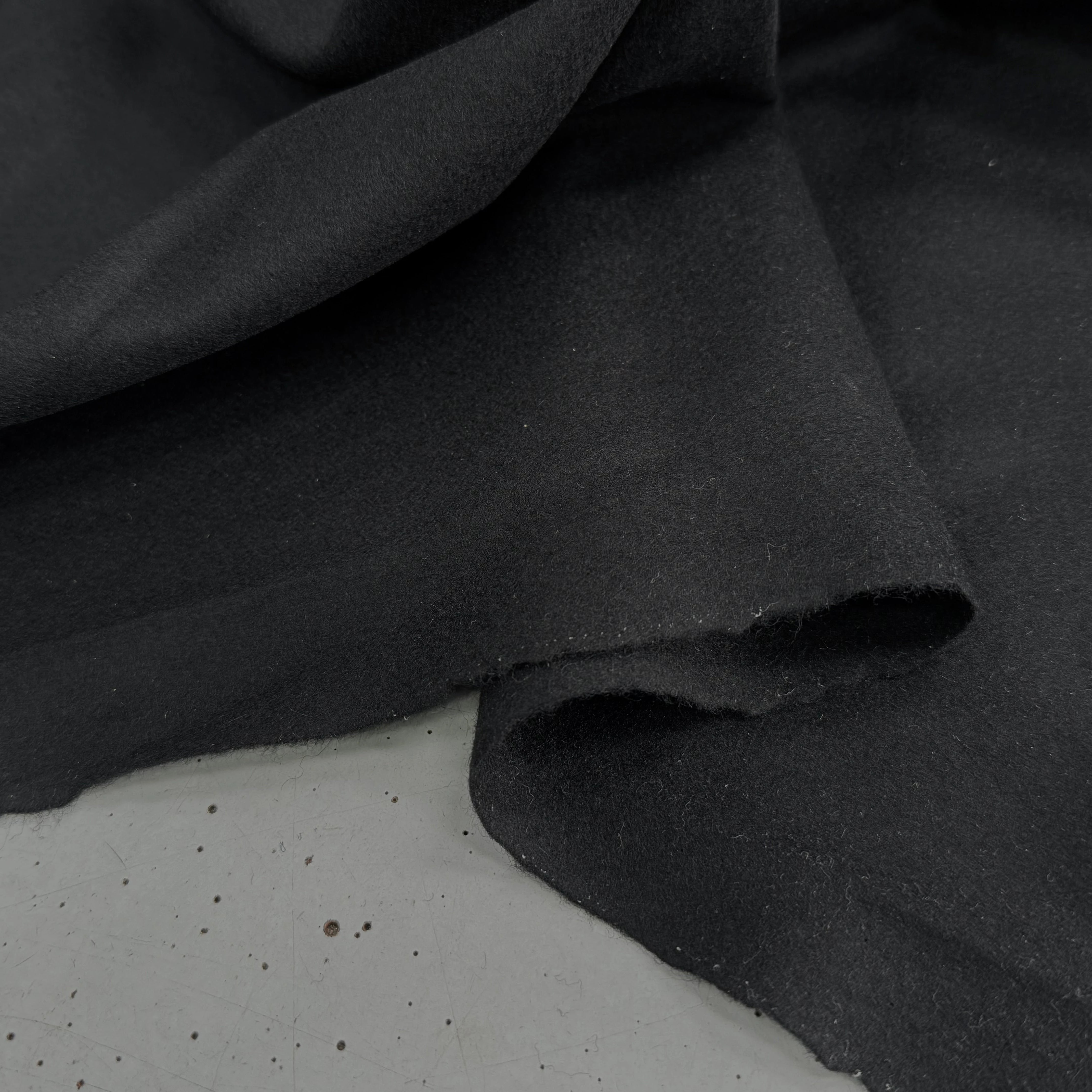 CABAN DE LAINE SUBLIME NOIR 100% LAINE - My Little Coupon