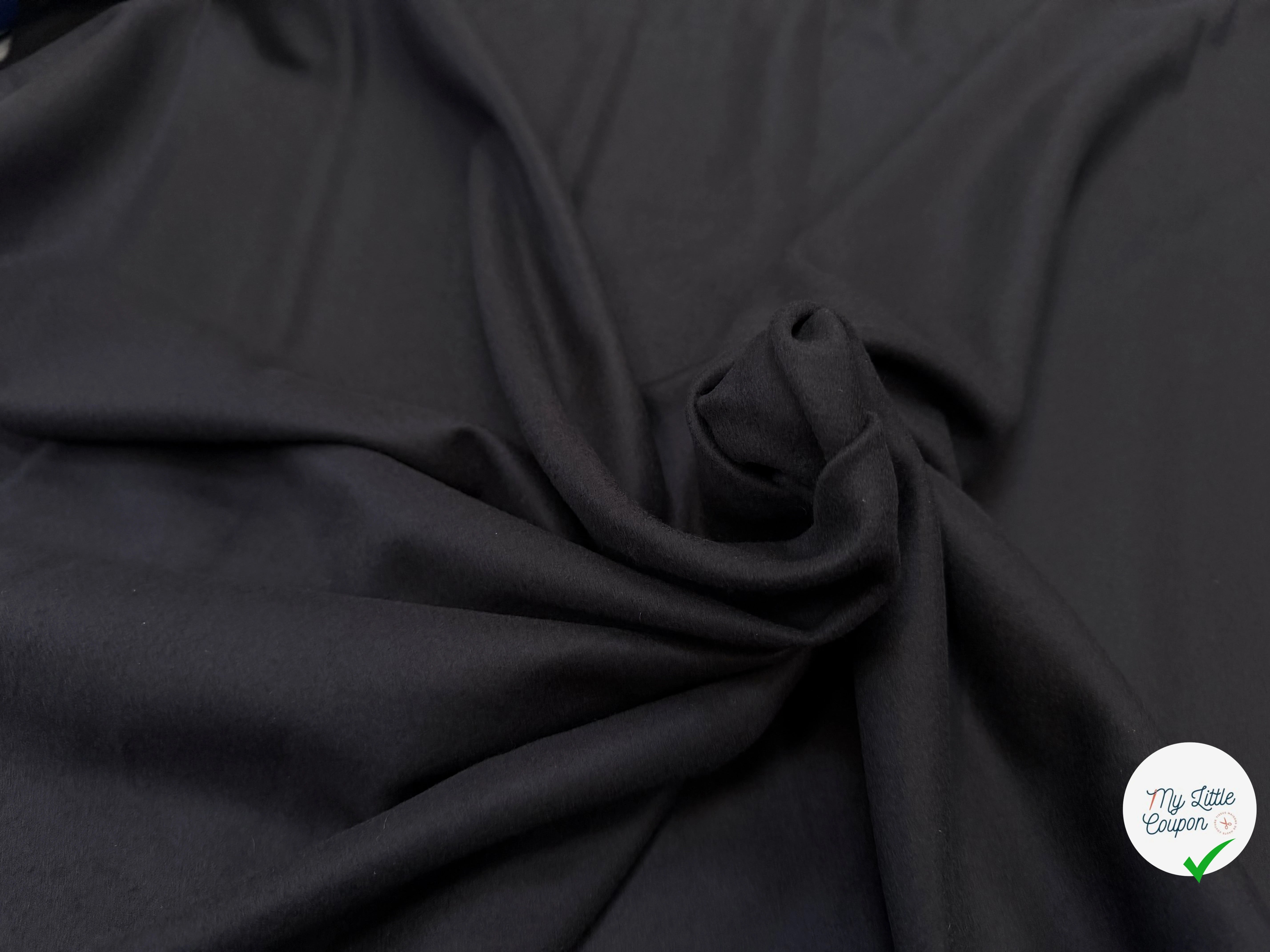 CABAN NOIR PROFOND EN CACHEMIRE - My Little Coupon