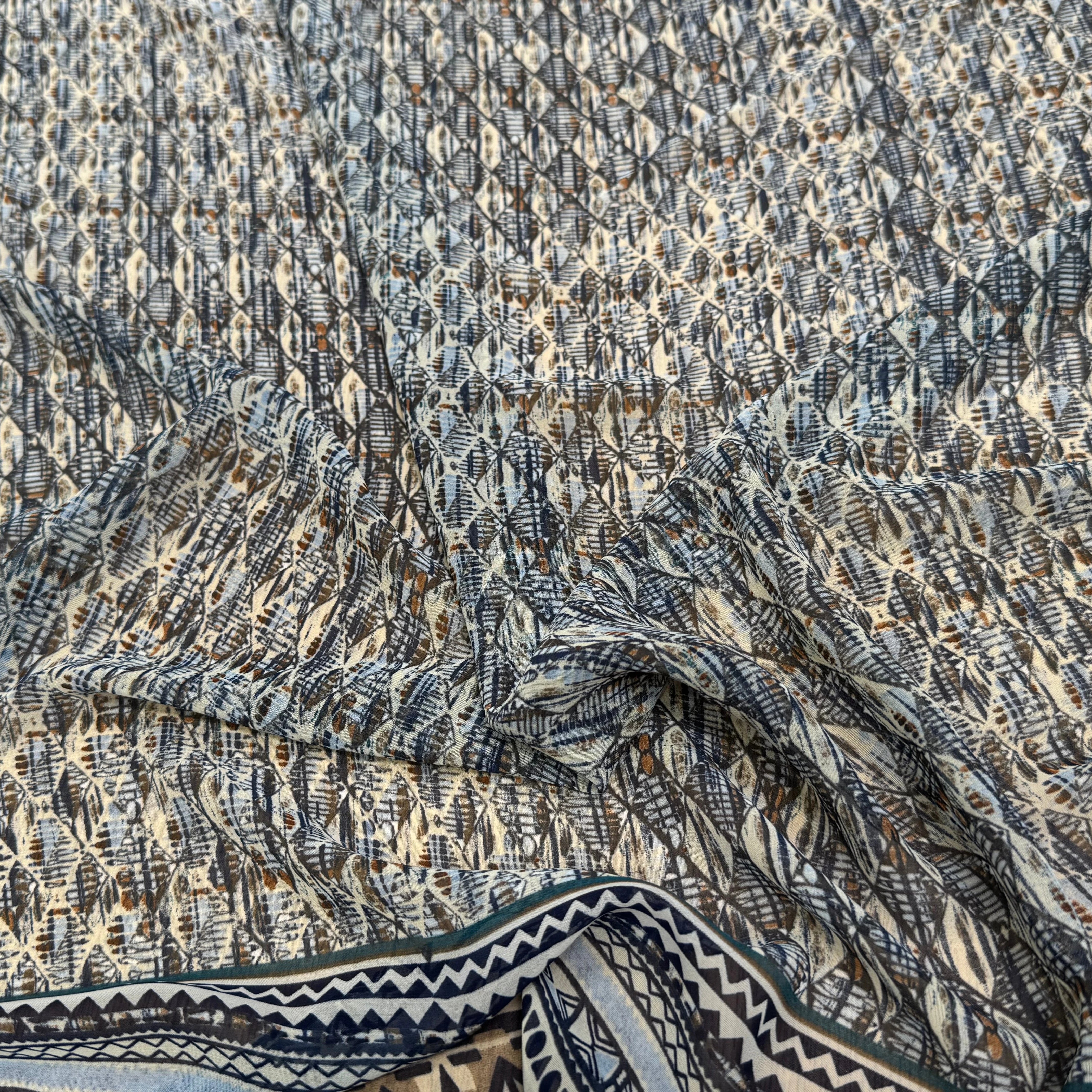 CHIFFON IMPRIMÉ MOTIFS GÉOMETRIQUES CIEL MARINE - My Little Coupon