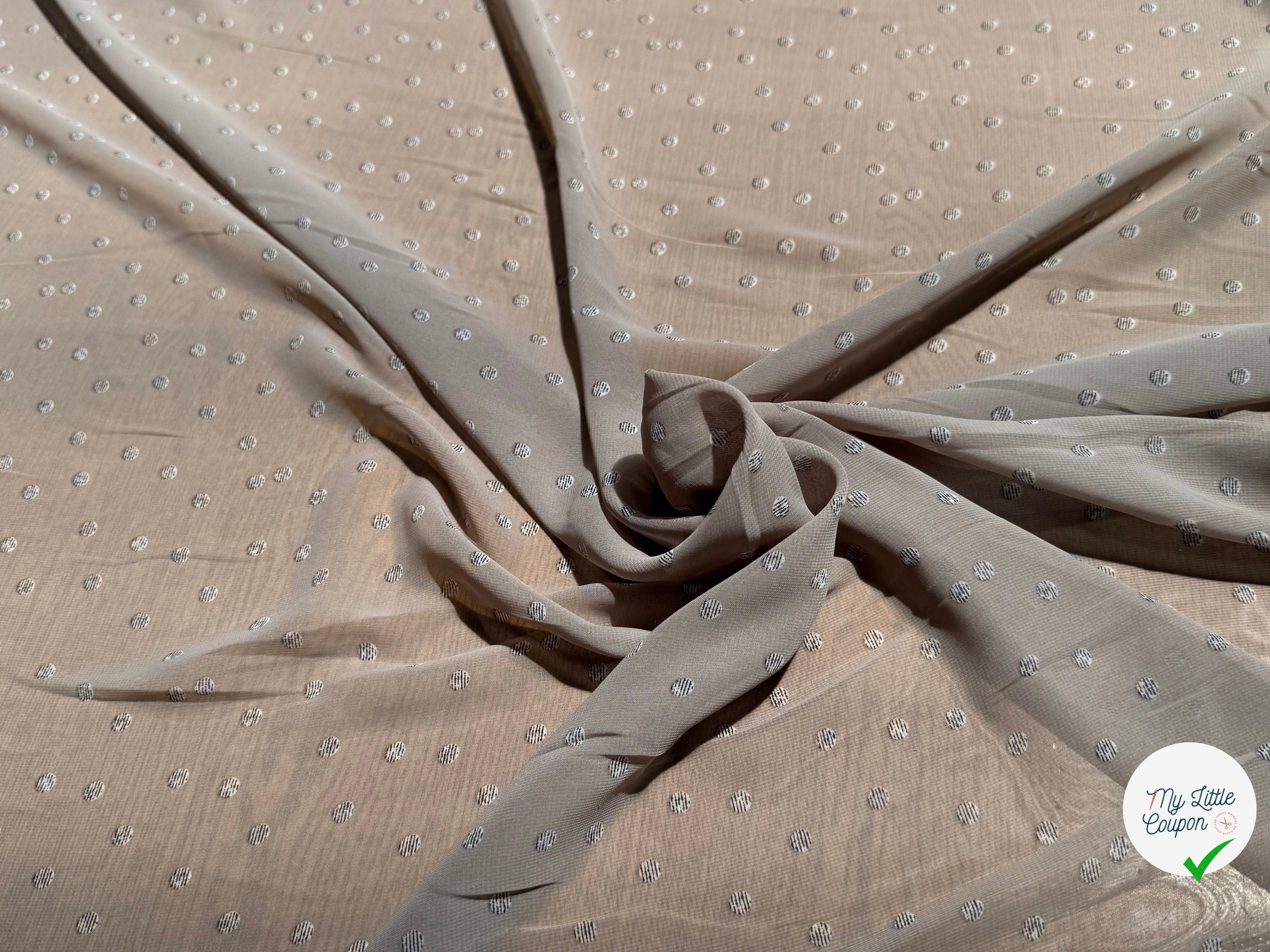 CHIFFON IMPRIMÉ POIS RAYÉS FOND BEIGE CENDRÉ - My Little Coupon