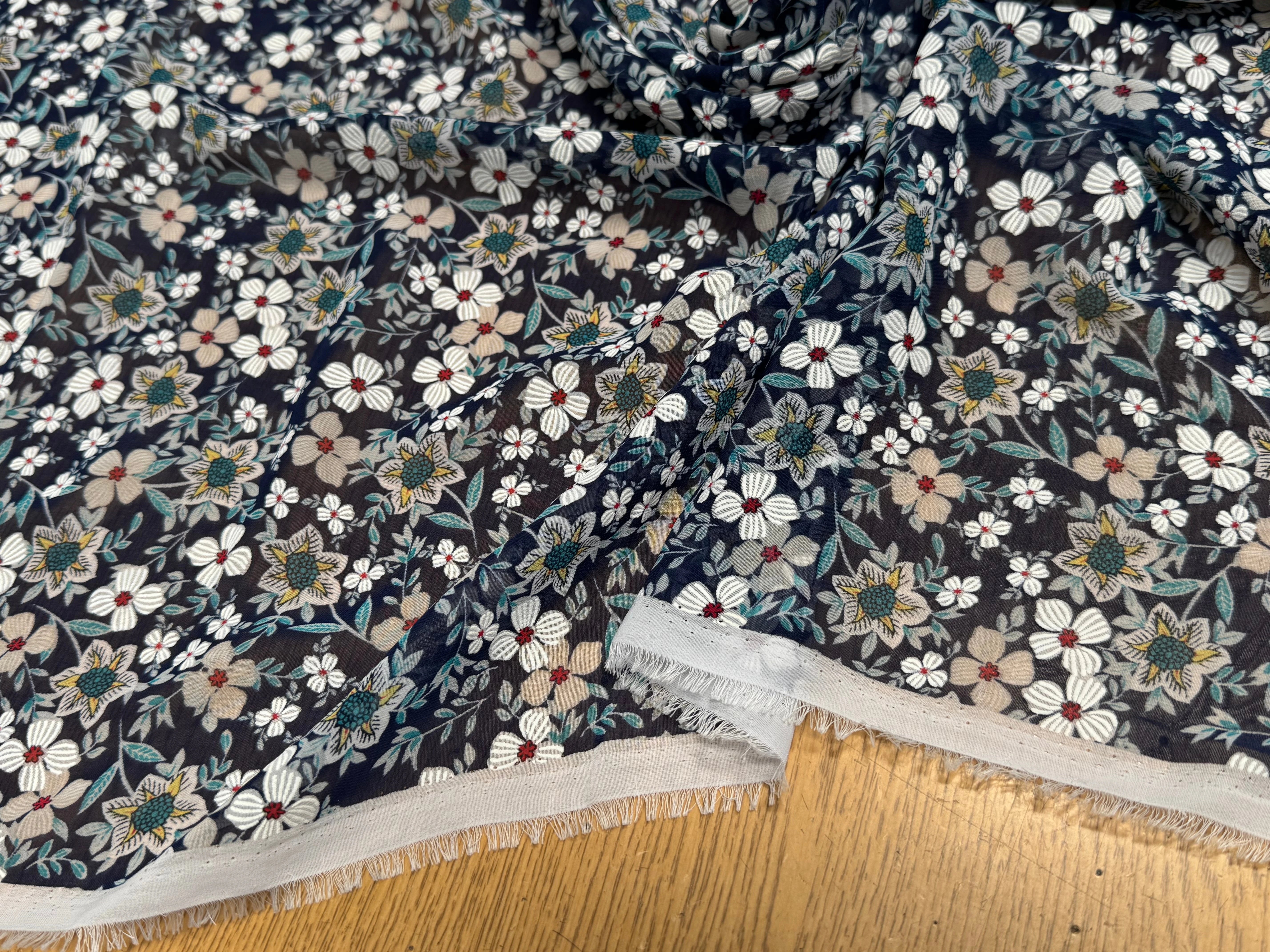 CHIFFON PRINTED JOLIES FLEURS MULTICOLORES FOND MARINE - My Little Coupon