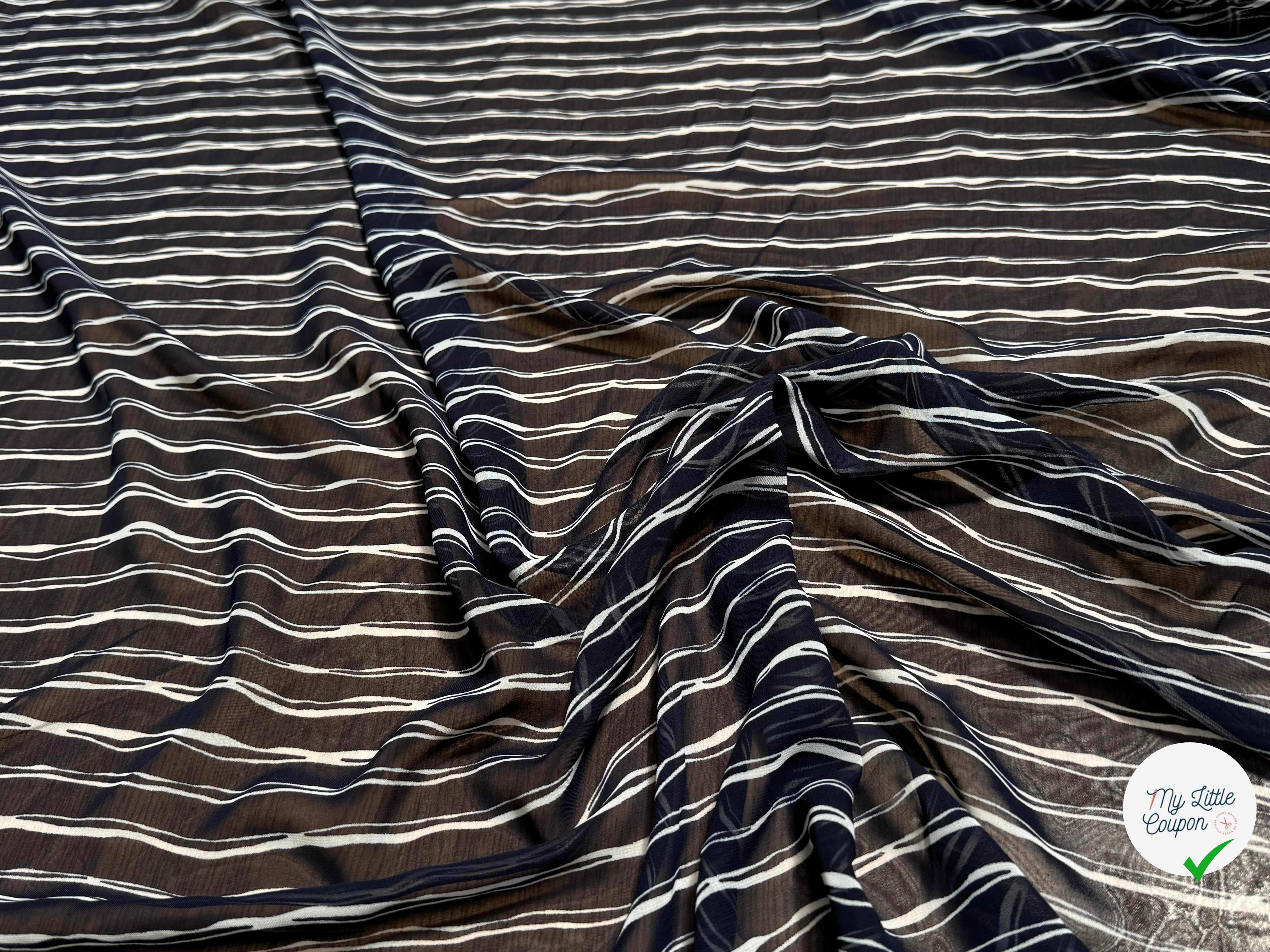 CHIFFON PRINTED RAYURES CROISÉES MARINE FONCÉ - My Little Coupon