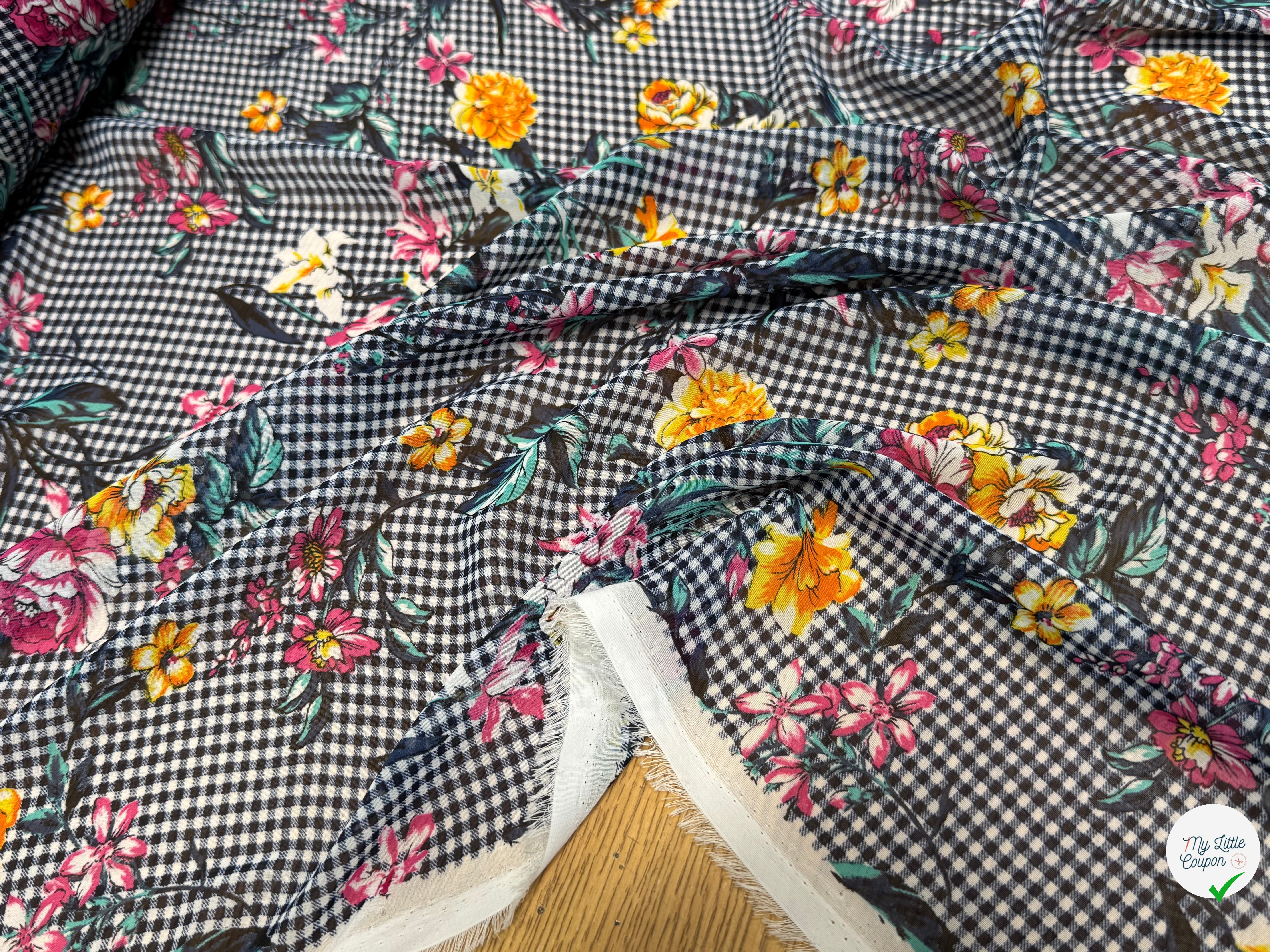 CHIFFON VICHY BLEU FLUIDE GROSSES FLEURS SUPER BEAU - My Little Coupon