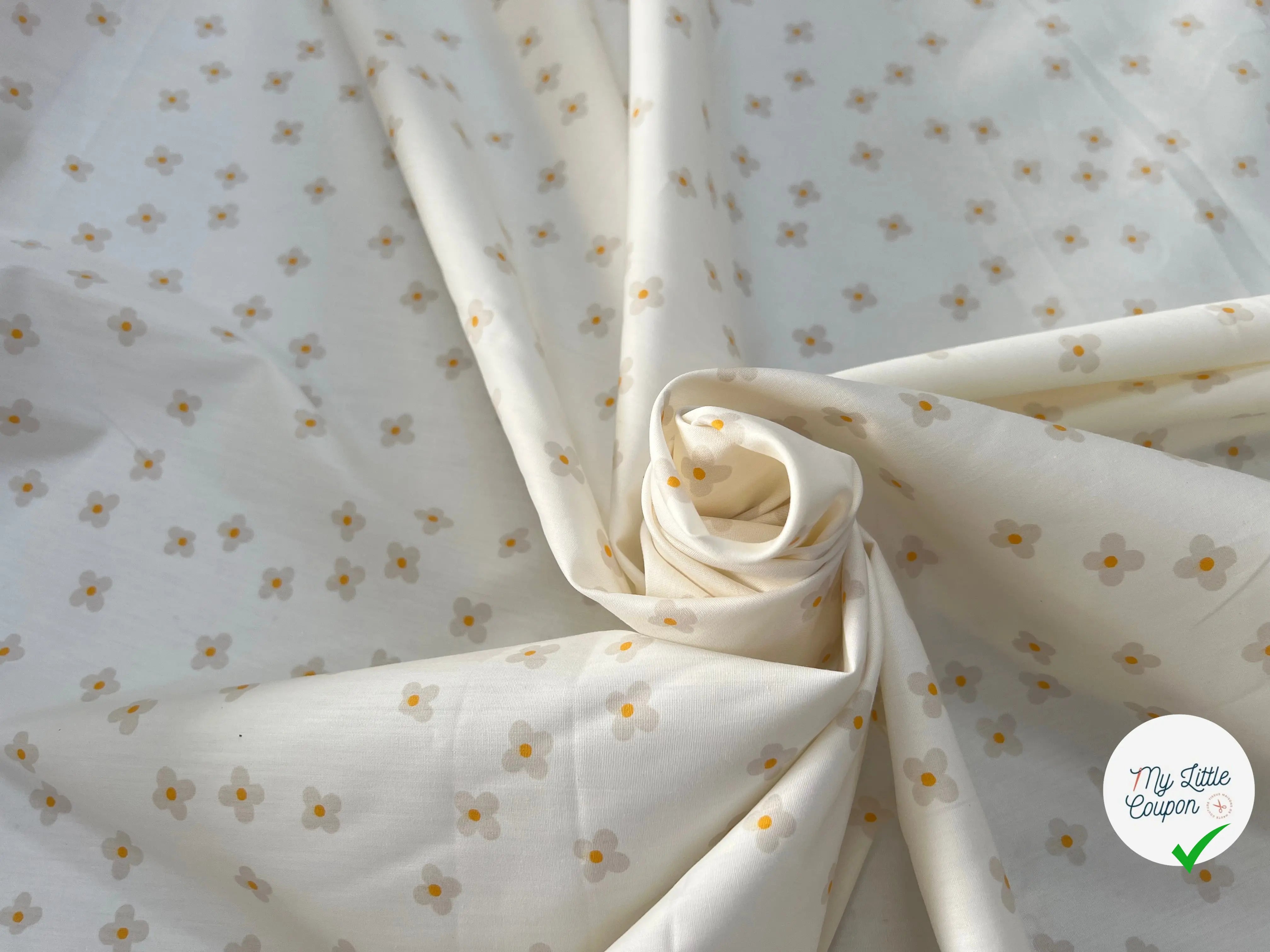 COTON BÉBÉ 120 FILS FLEURS FOND BLANC - My Little Coupon