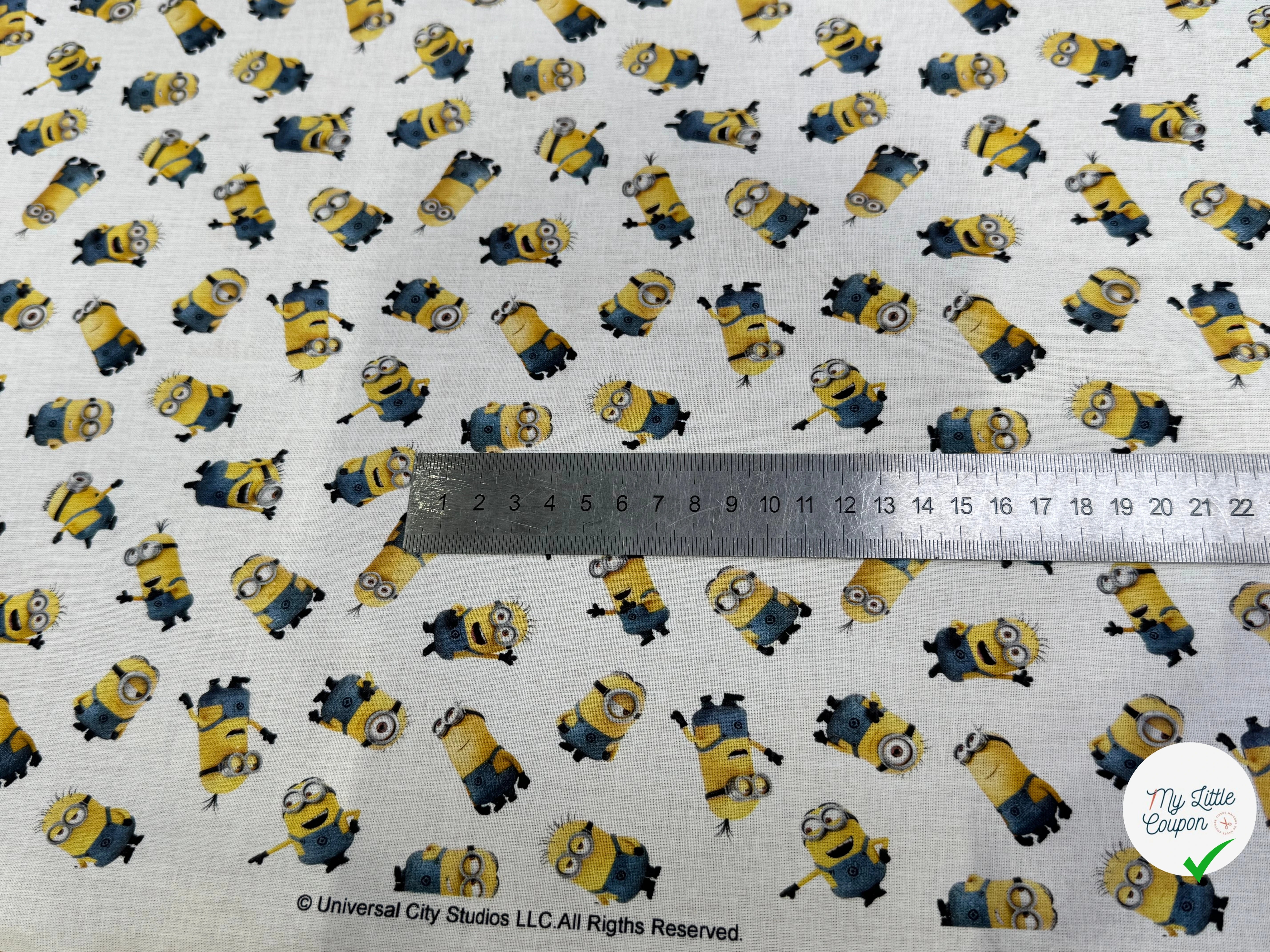 COTON IMPRIMÉ MINIONS DESPICABLE - My Little Coupon