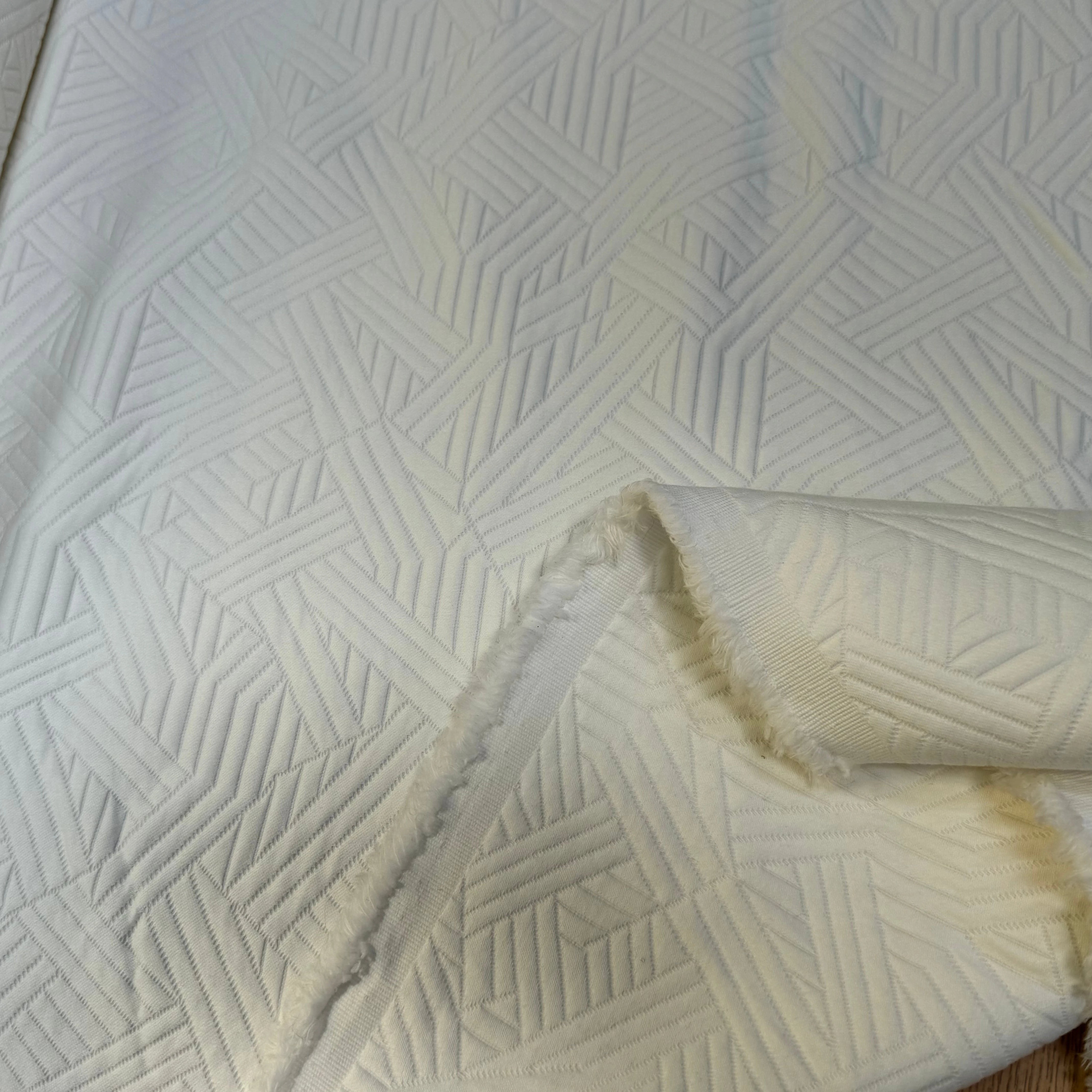 COTON JACQUARD DOUX STRETCH BLANC CASSÉ 69% COTON - My Little Coupon