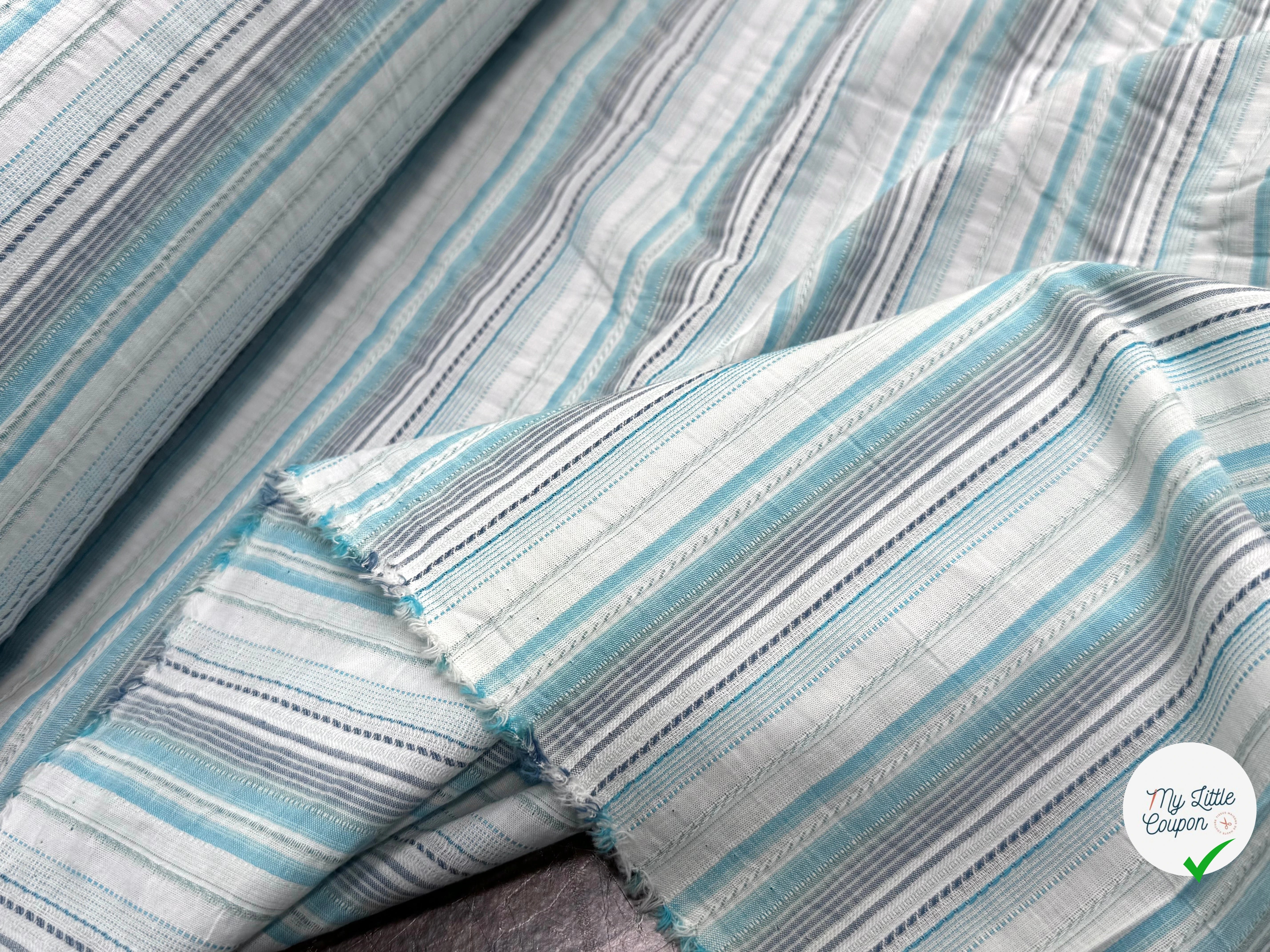 COTON SEMI-GAUFFRÉ À RAYURES TISSÉES BLEU BLANC - My Little Coupon