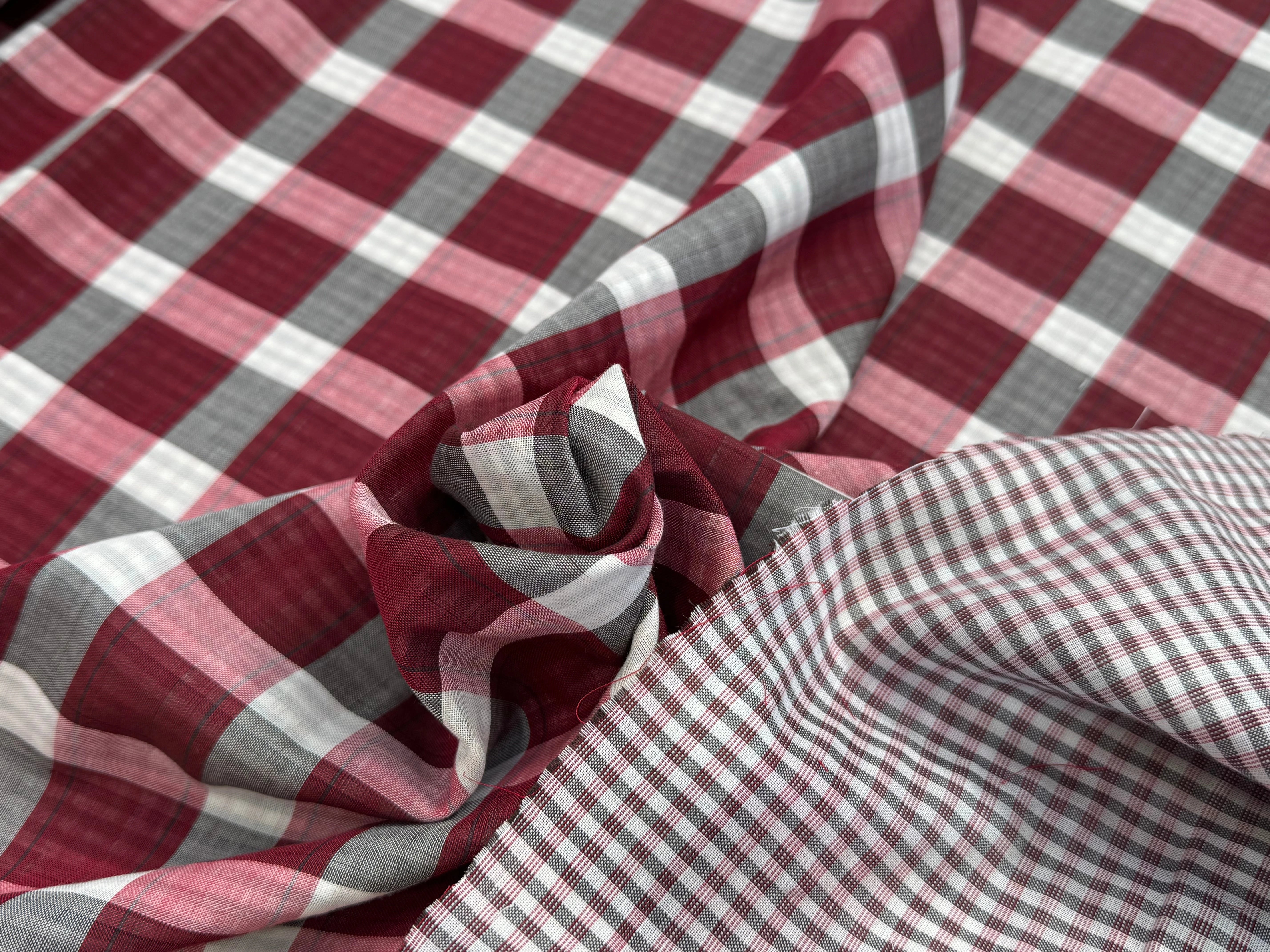 COTON VICHY REVERSIBLE À CARREAUX BORDEAUX BLANC GRIS - My Little Coupon