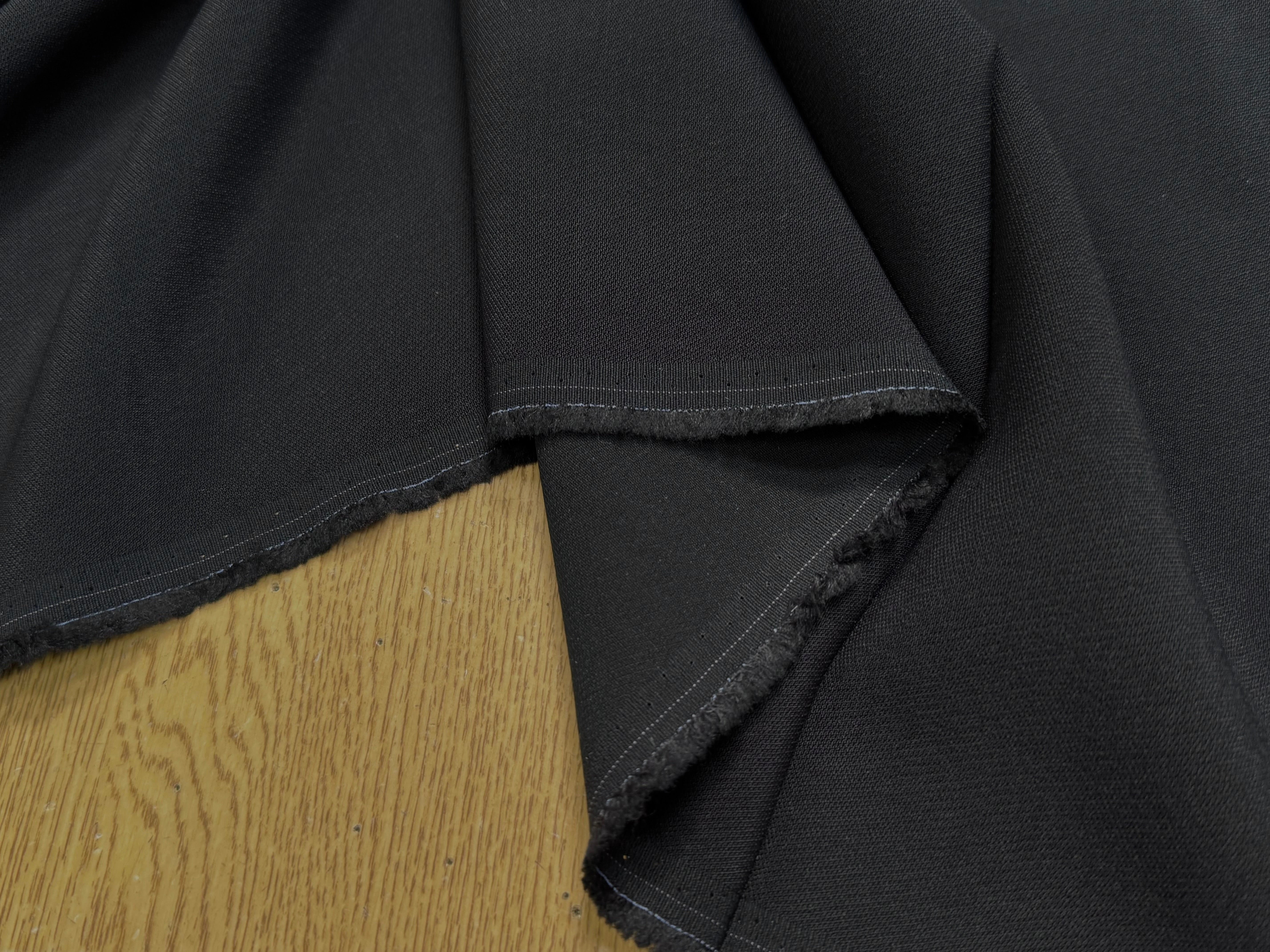 CREPE ACETATE VISCOSE SÉMI-LOURD LÉGÈREMENT SERGÉ NOIR - My Little Coupon