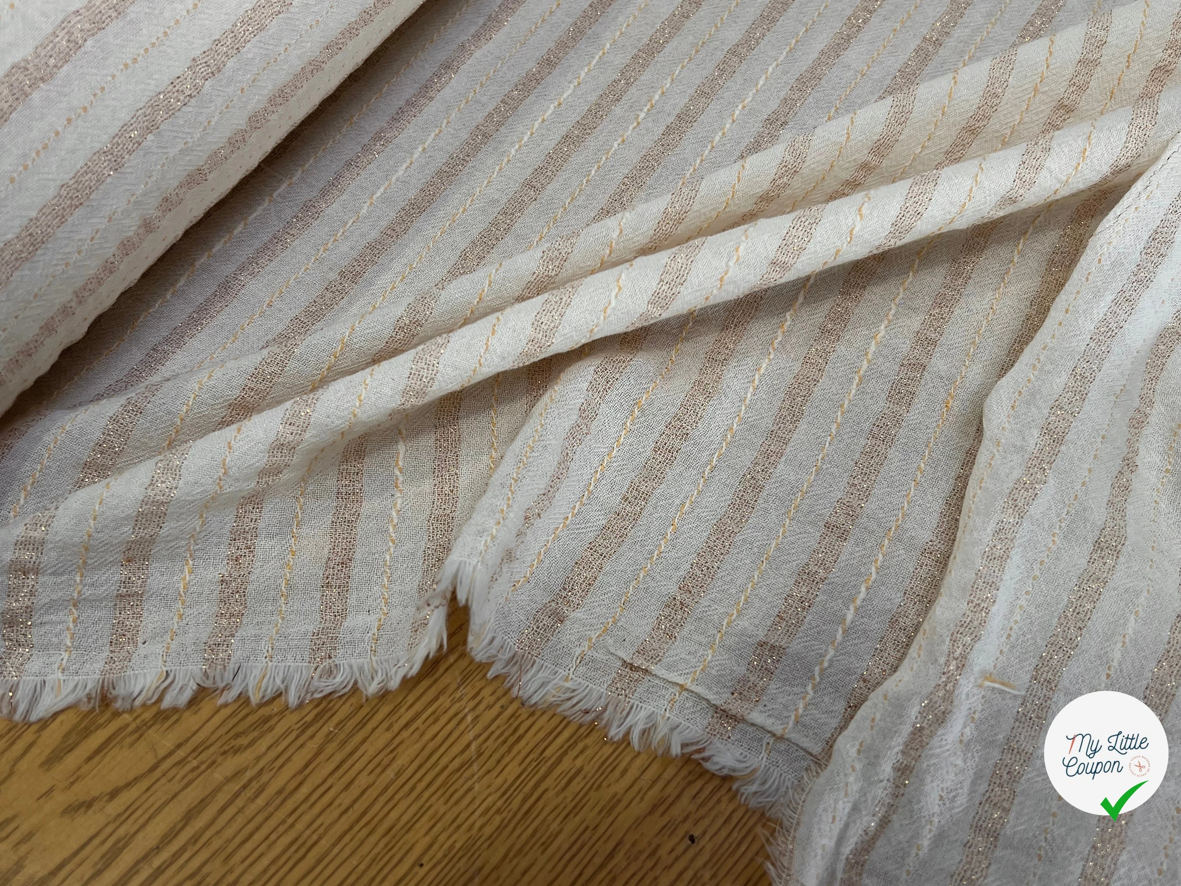 CREPE COTON FLUIDE RAYURES MÉTALISÉES ET TISSÉES AVEC FILS ÉCRU - My Little Coupon