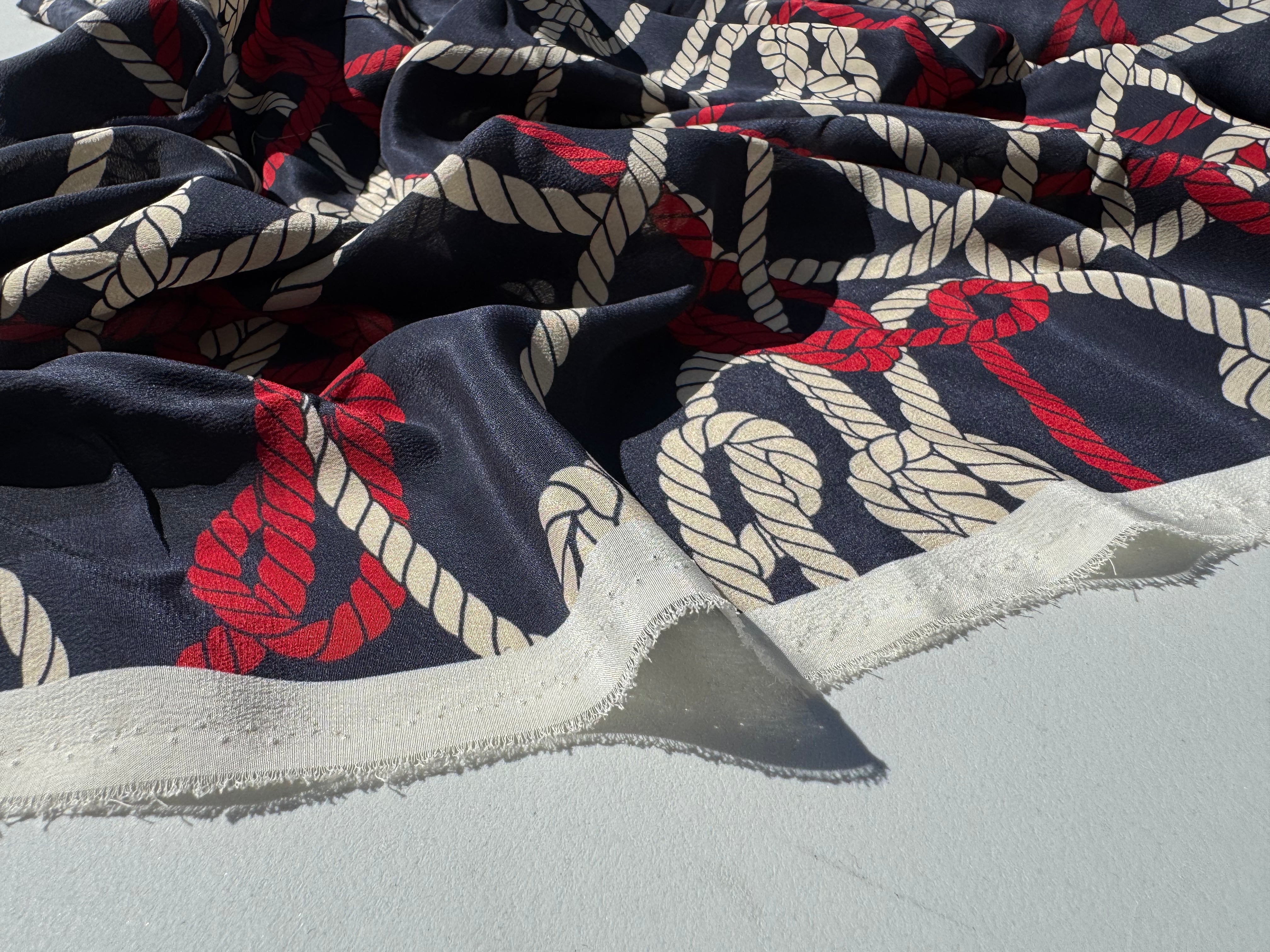CREPE DE CHINE 100% SOIE NAVY MOTIFS NOEUDS - My Little Coupon