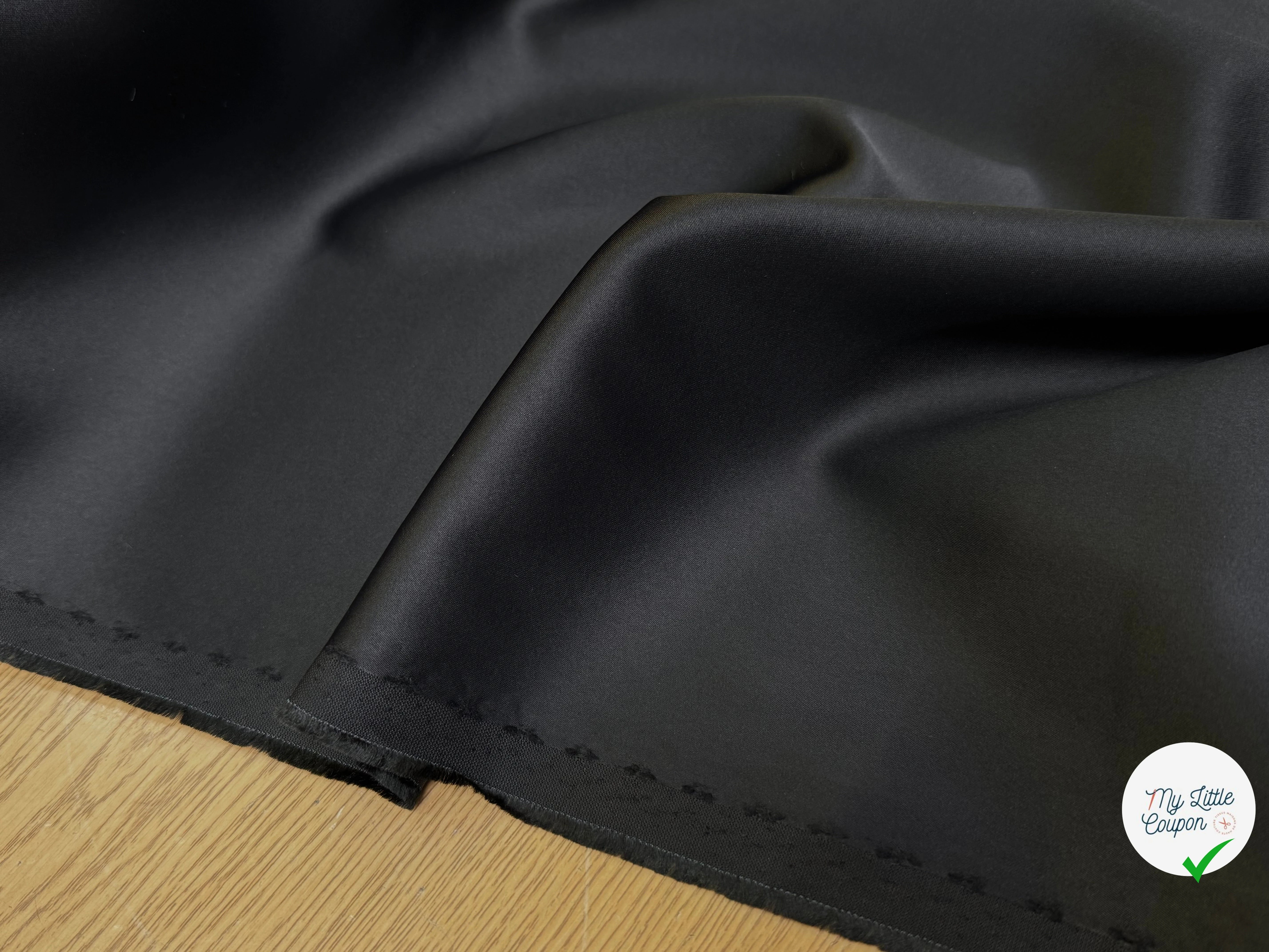 CREPE ENVERS SATIN ACETATE VISCOSE TRÈS BEAU TOMBÉ NOIR COUTURE - My Little Coupon