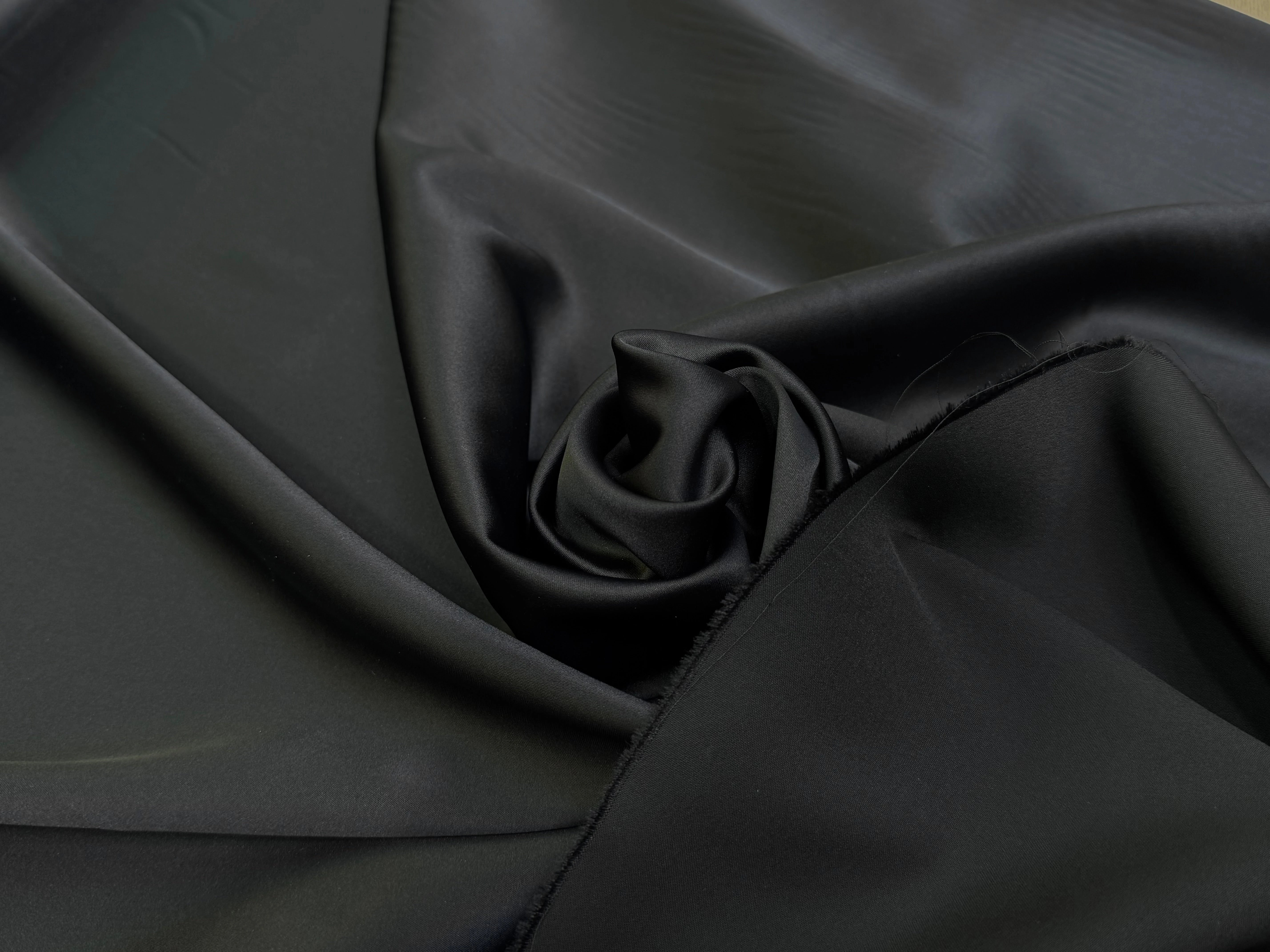 CREPE ENVERS SATIN ACETATE VISCOSE TRÈS BEAU TOMBÉ NOIR COUTURE - My Little Coupon