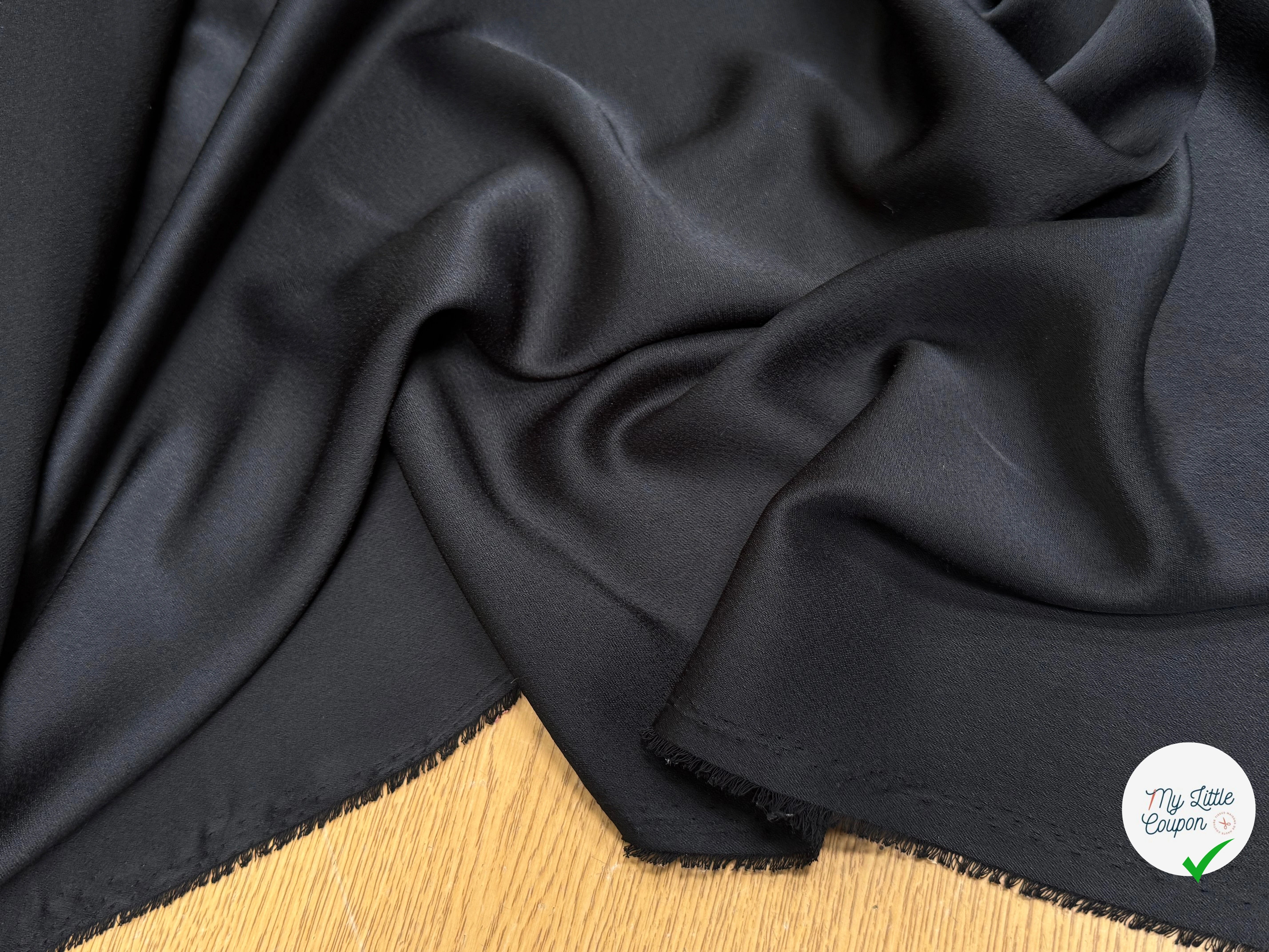 CREPE ENVERS SATIN LOURD TRÈS BEAU TOMBÉ NOIR 390 - My Little Coupon