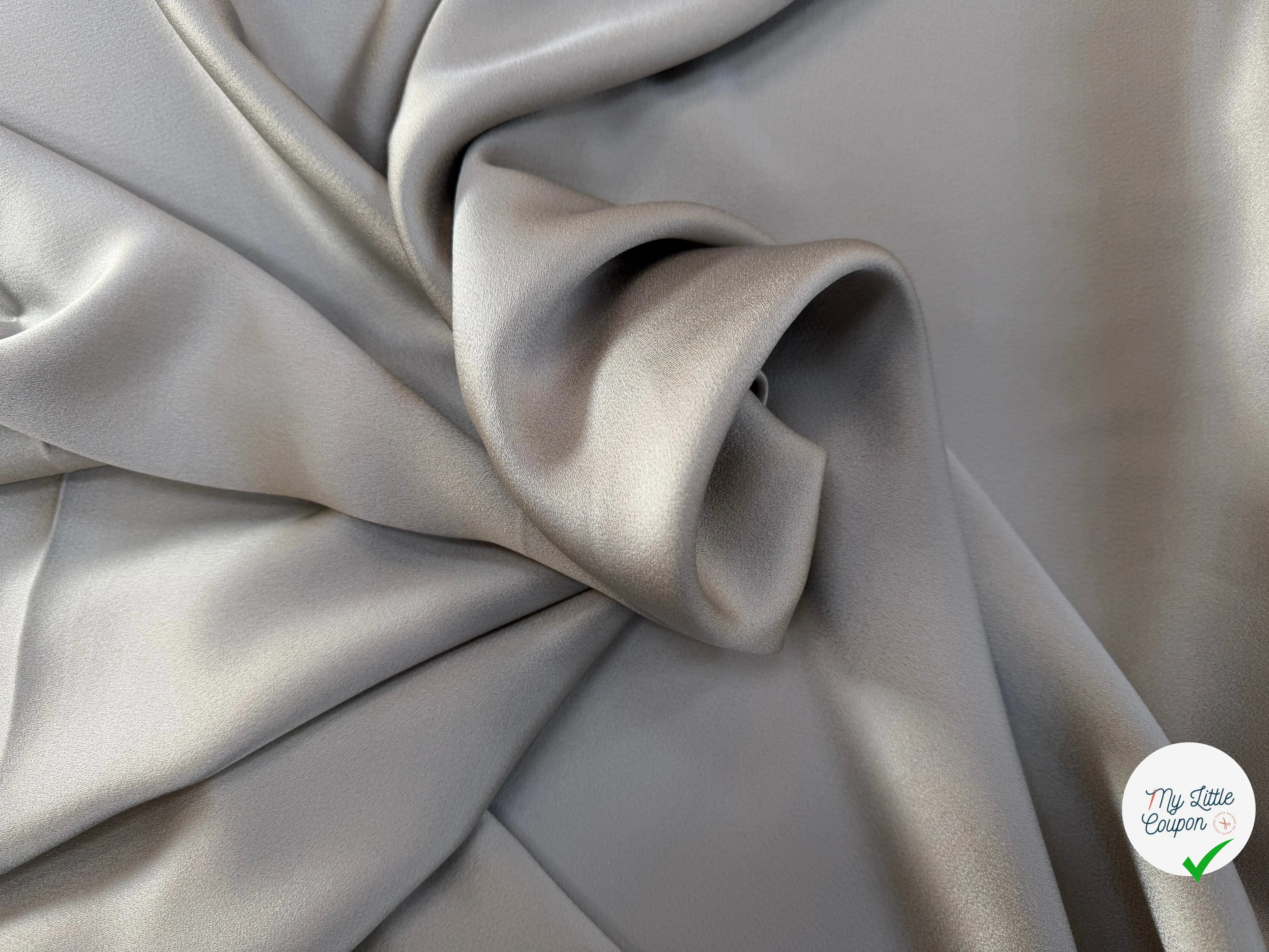 CREPE ENVERS SATIN VISCOSE ET ACETATE MAT BEIGE CLAIR - My Little Coupon