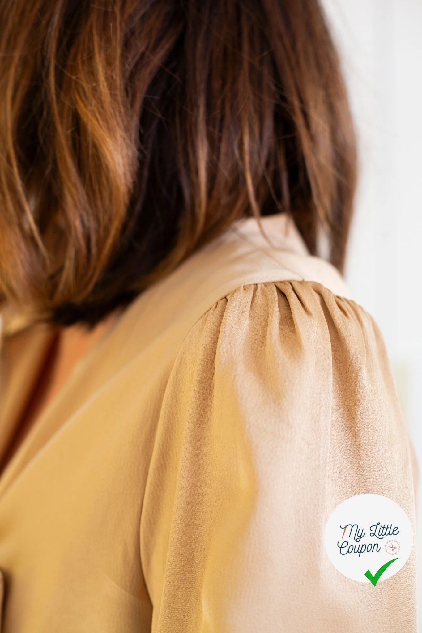 CREPE ENVERS SATIN VISCOSE ET ACETATE MAT SABLE - My Little Coupon