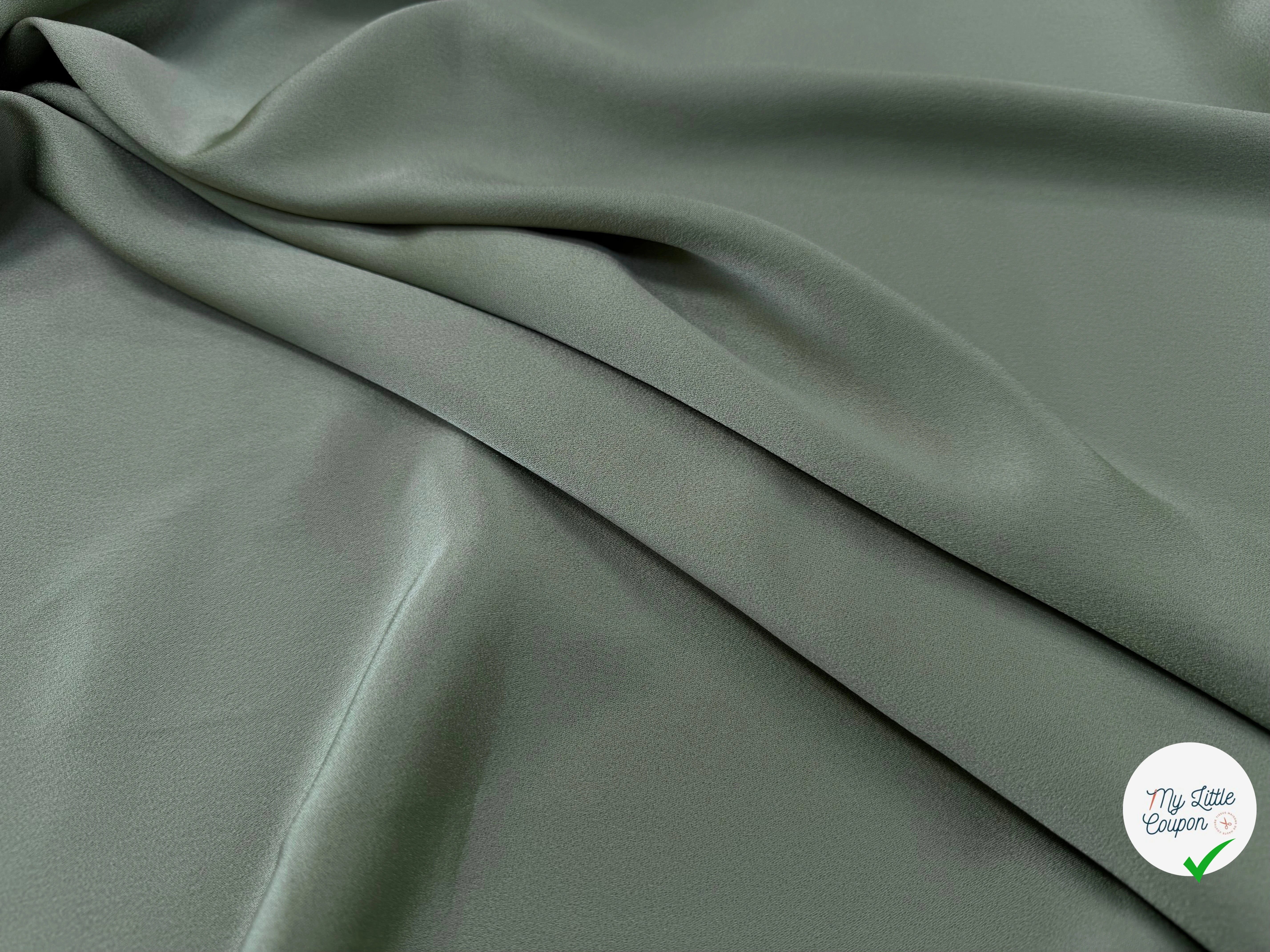 CREPE ENVERS SATIN VISCOSE ET ACETATE MAT SAUGE - My Little Coupon