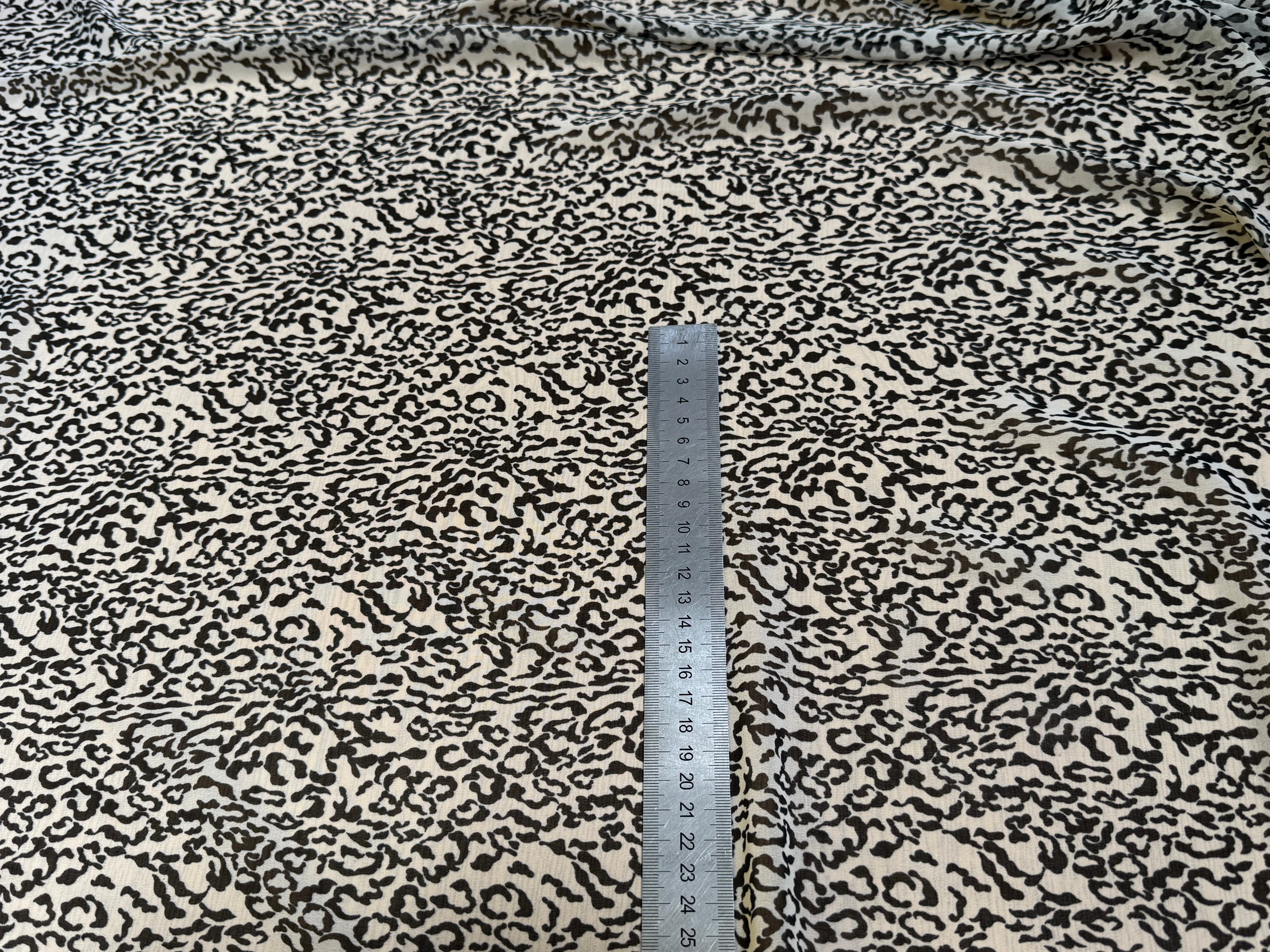 CREPE FLUIDE FOND ÉCRU MOTIF ANIMAL NOIR - My Little Coupon