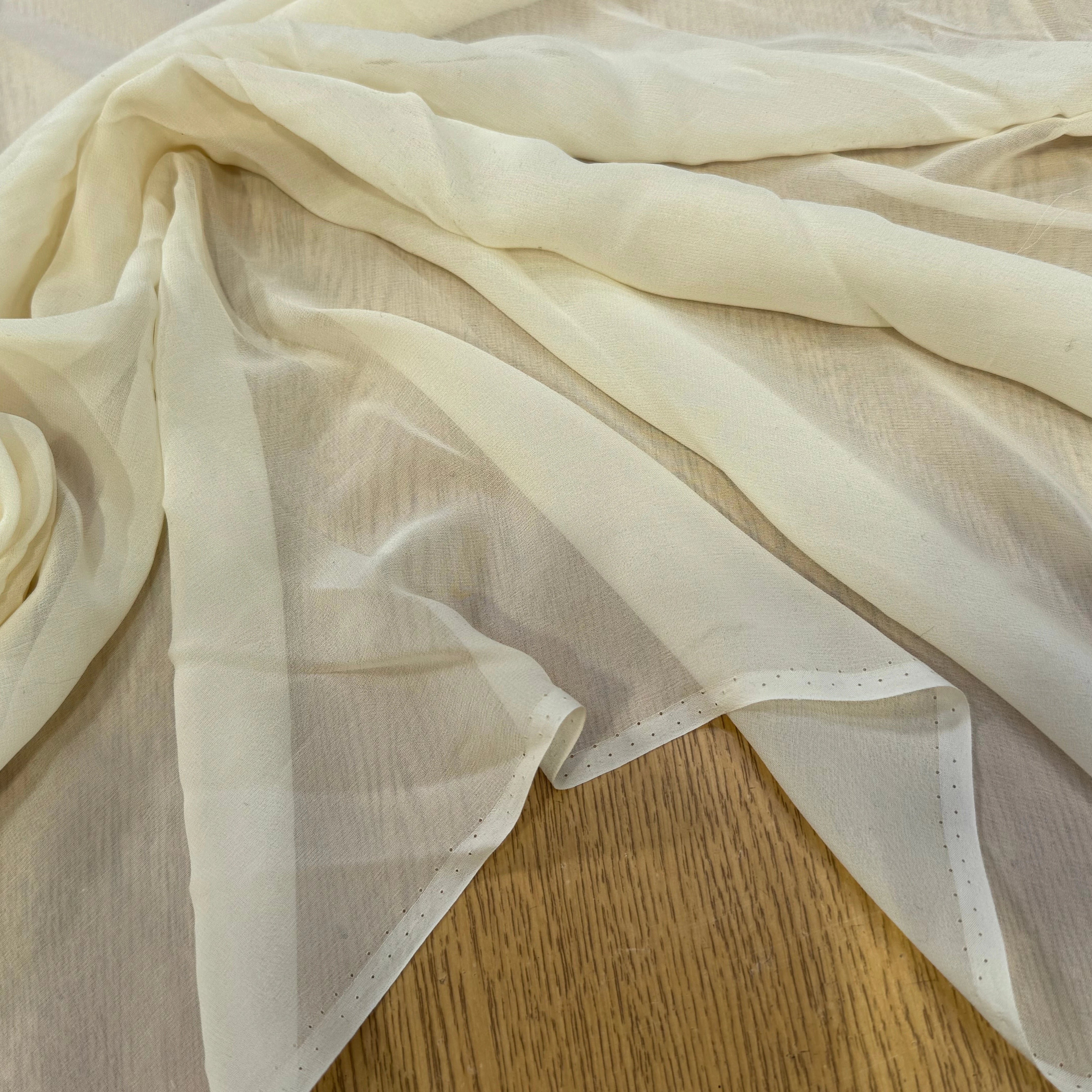 CREPE GEORGETTE DE SOIE BEIGE VANILLE - My Little Coupon