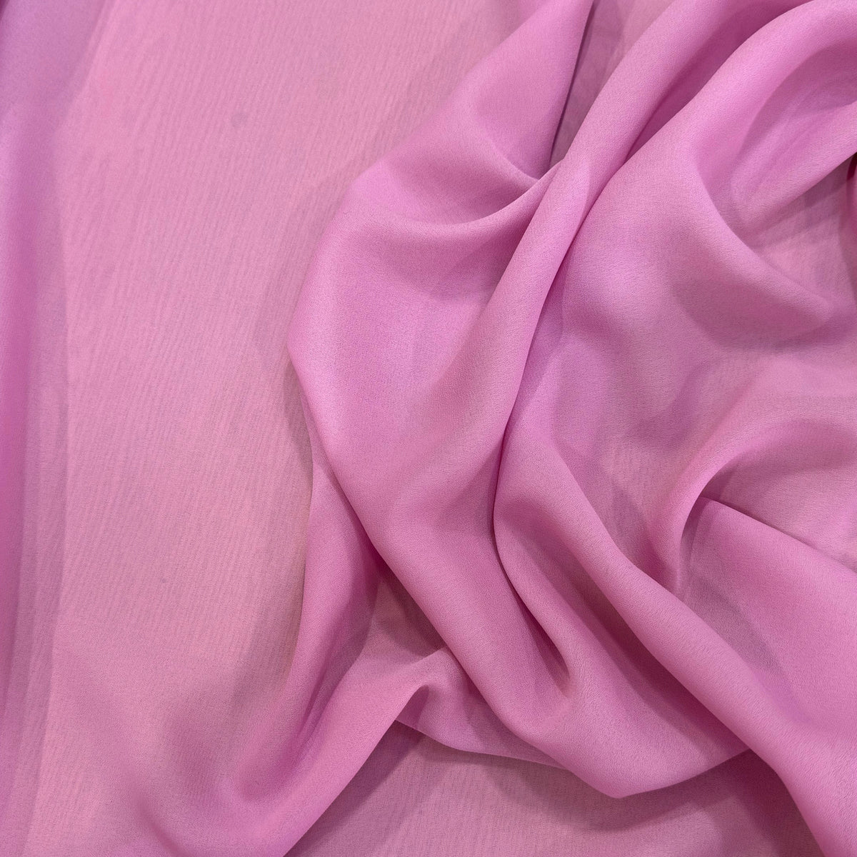 CRÊPE GEORGETTE FLUIDE ROSE BONBON PREMIUM - My Little Coupon