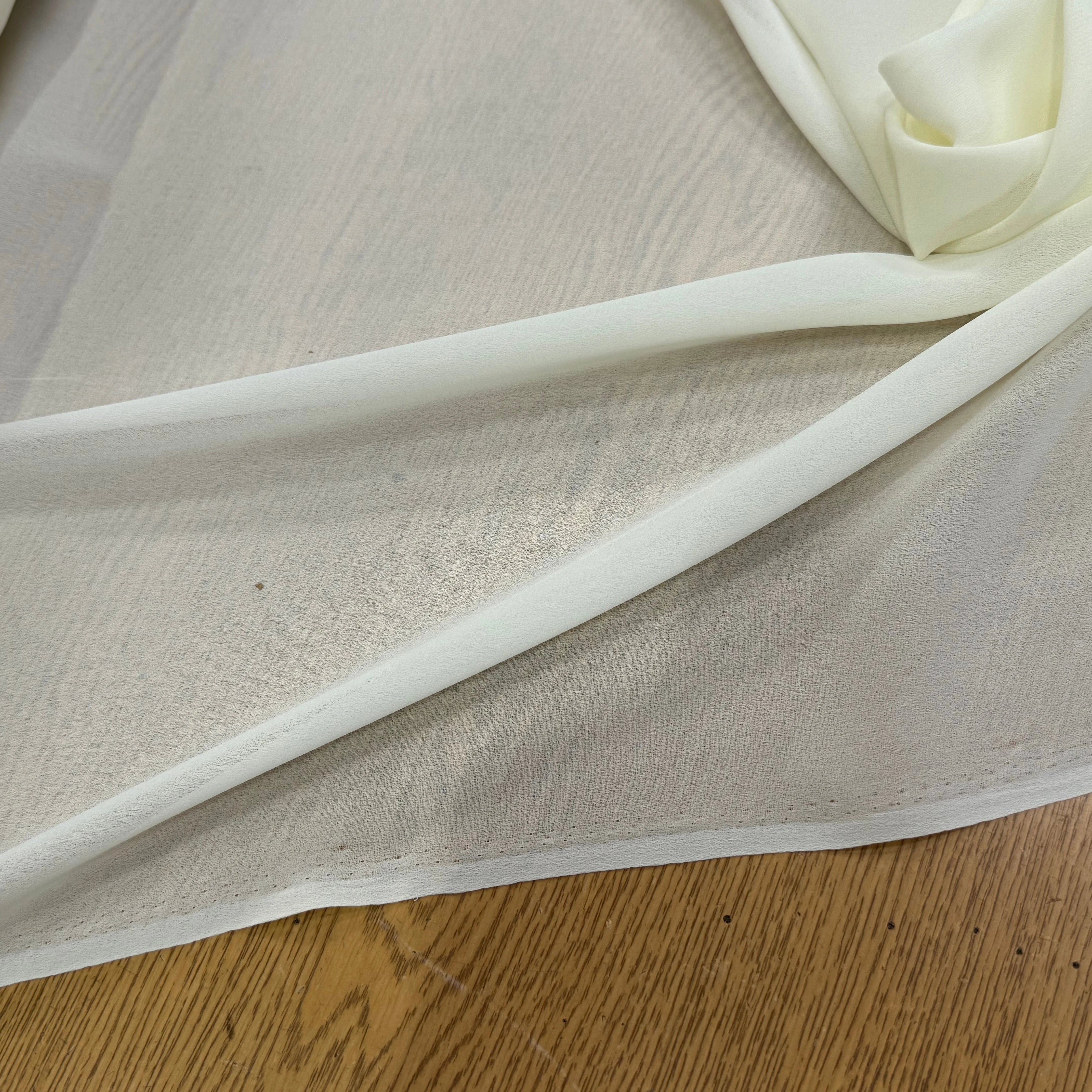 CREPE GEORGETTE SUBLIME ÉCRU - My Little Coupon