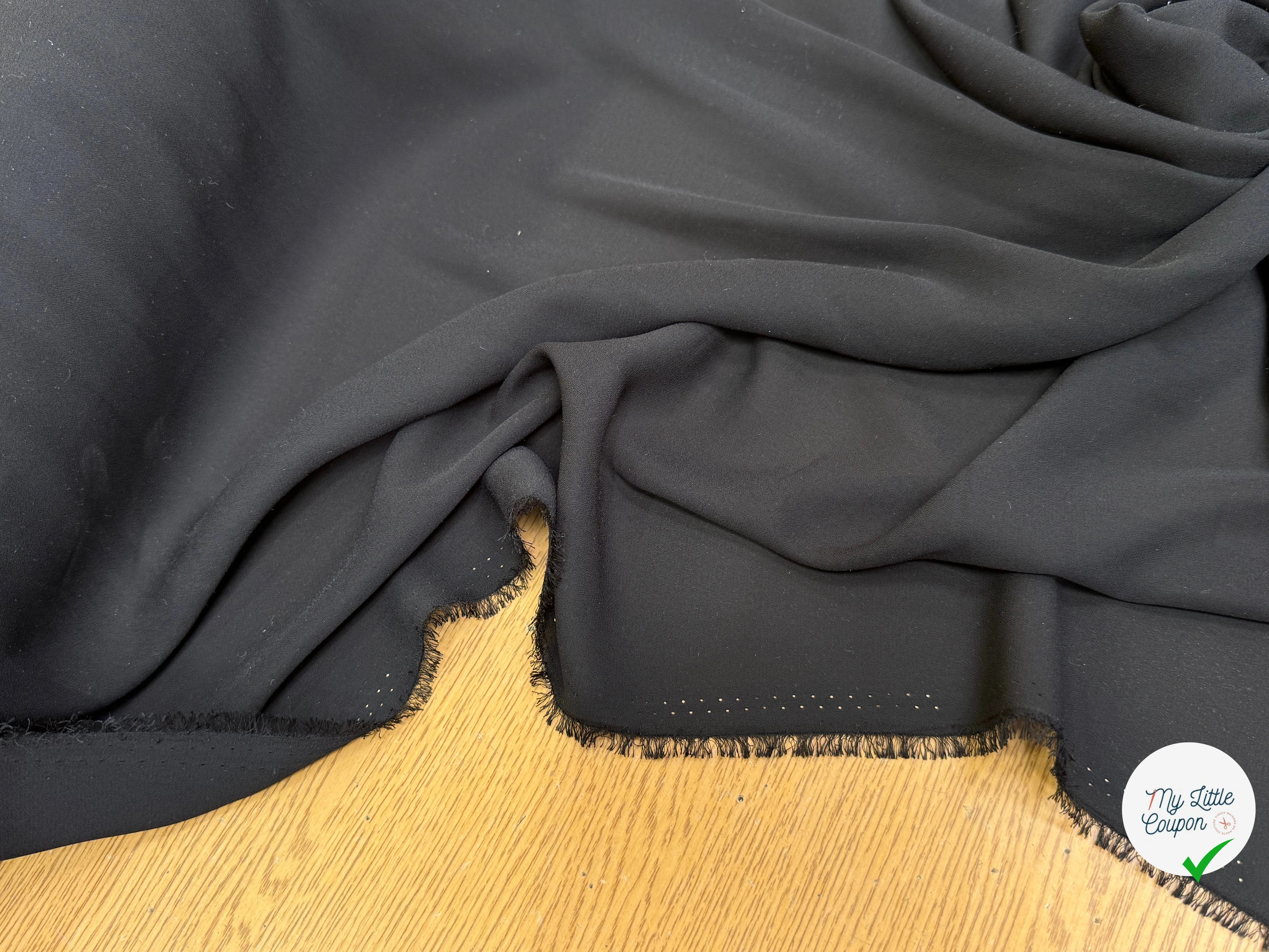 CREPE HAUT DE GAMME NOIR TOMBÉ NATUREL - My Little Coupon