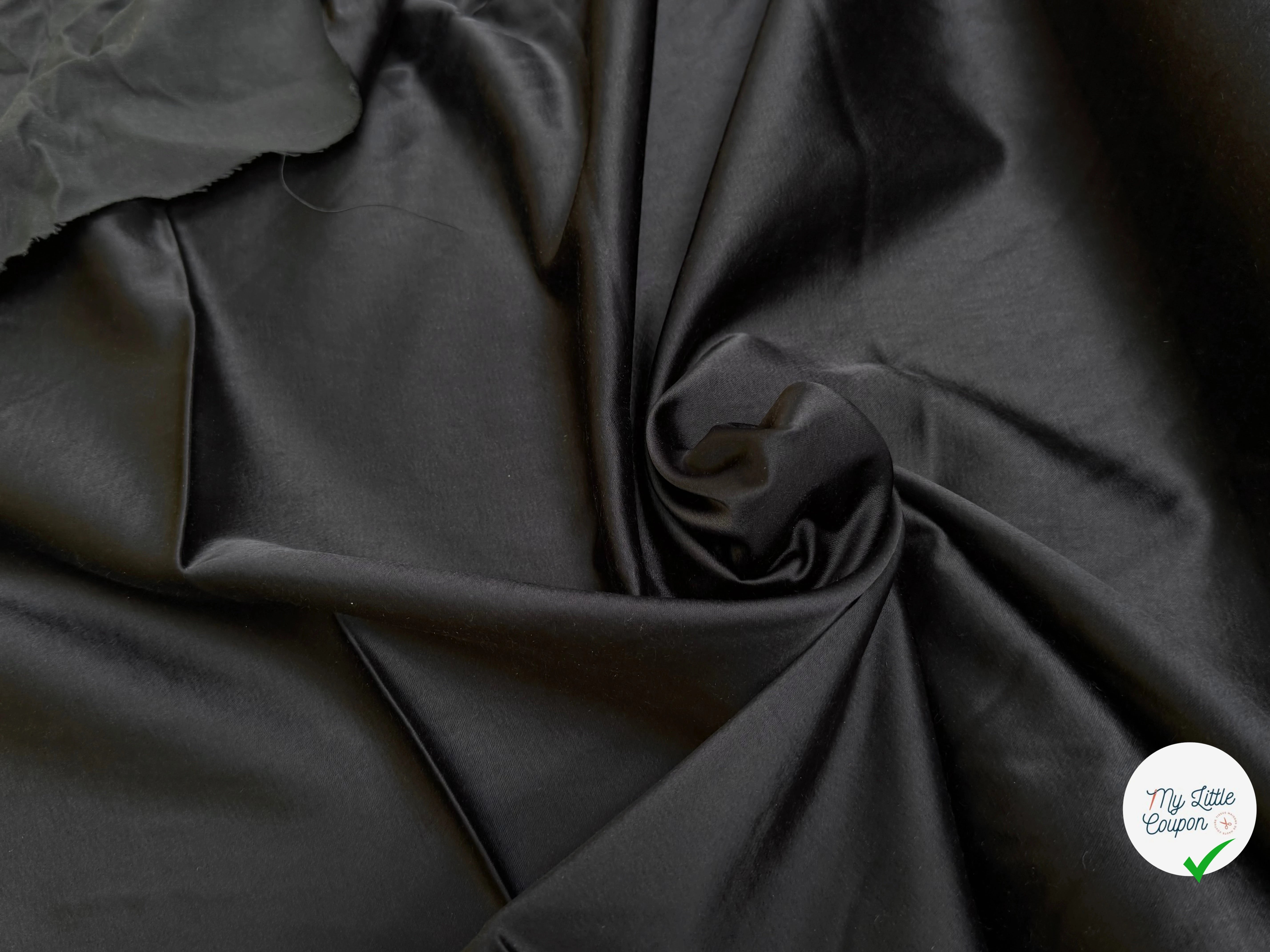 CREPE LOURD ACETATE VISCOSE ENVERS SATIN TRÈS BELLE TENUE NOIR 48% VISCOSE - My Little Coupon