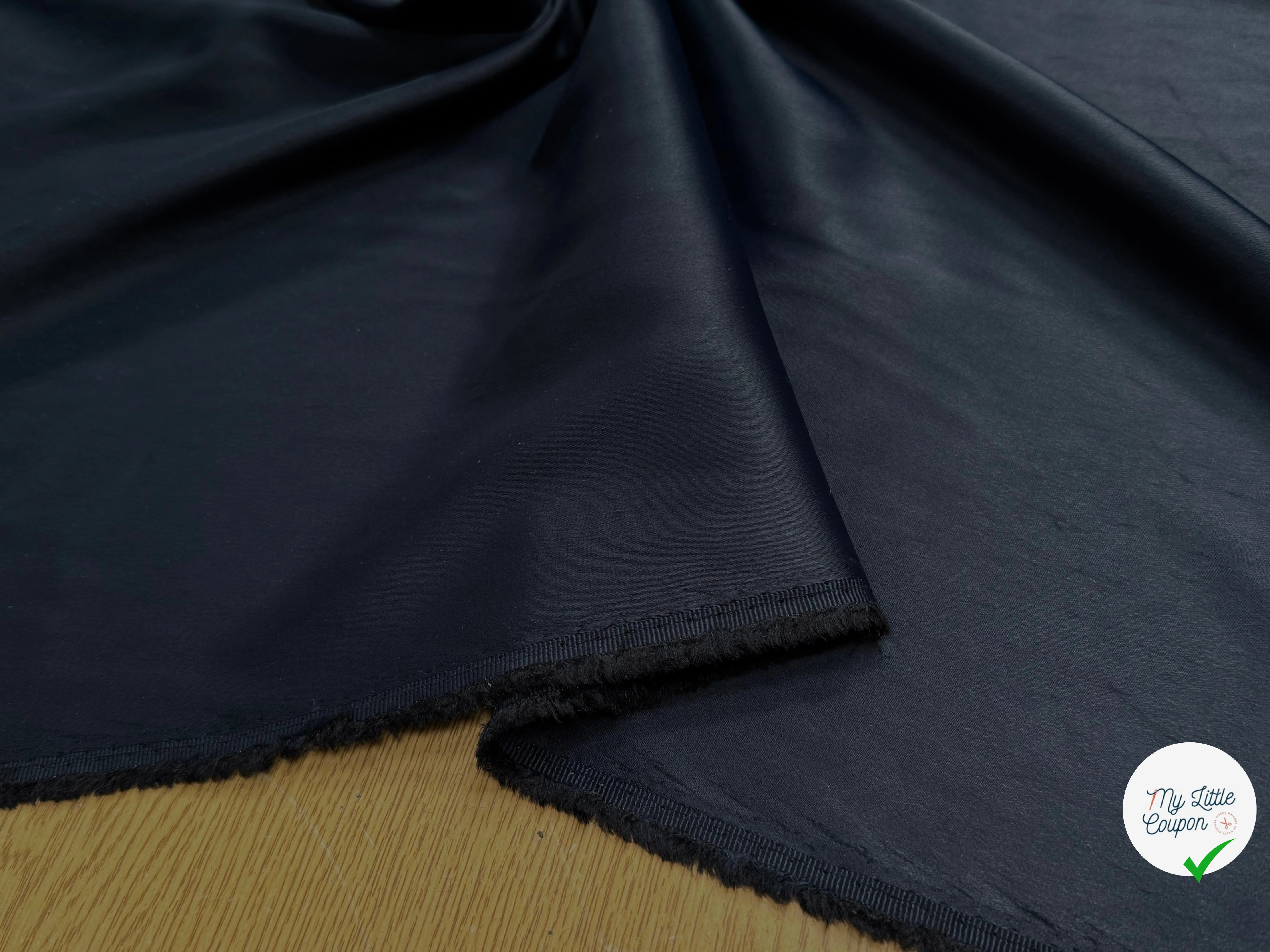 CREPE LOURD ENVERS SATIN ACETATE VISCOSE BLEU FONCÉ STRETCH - My Little Coupon