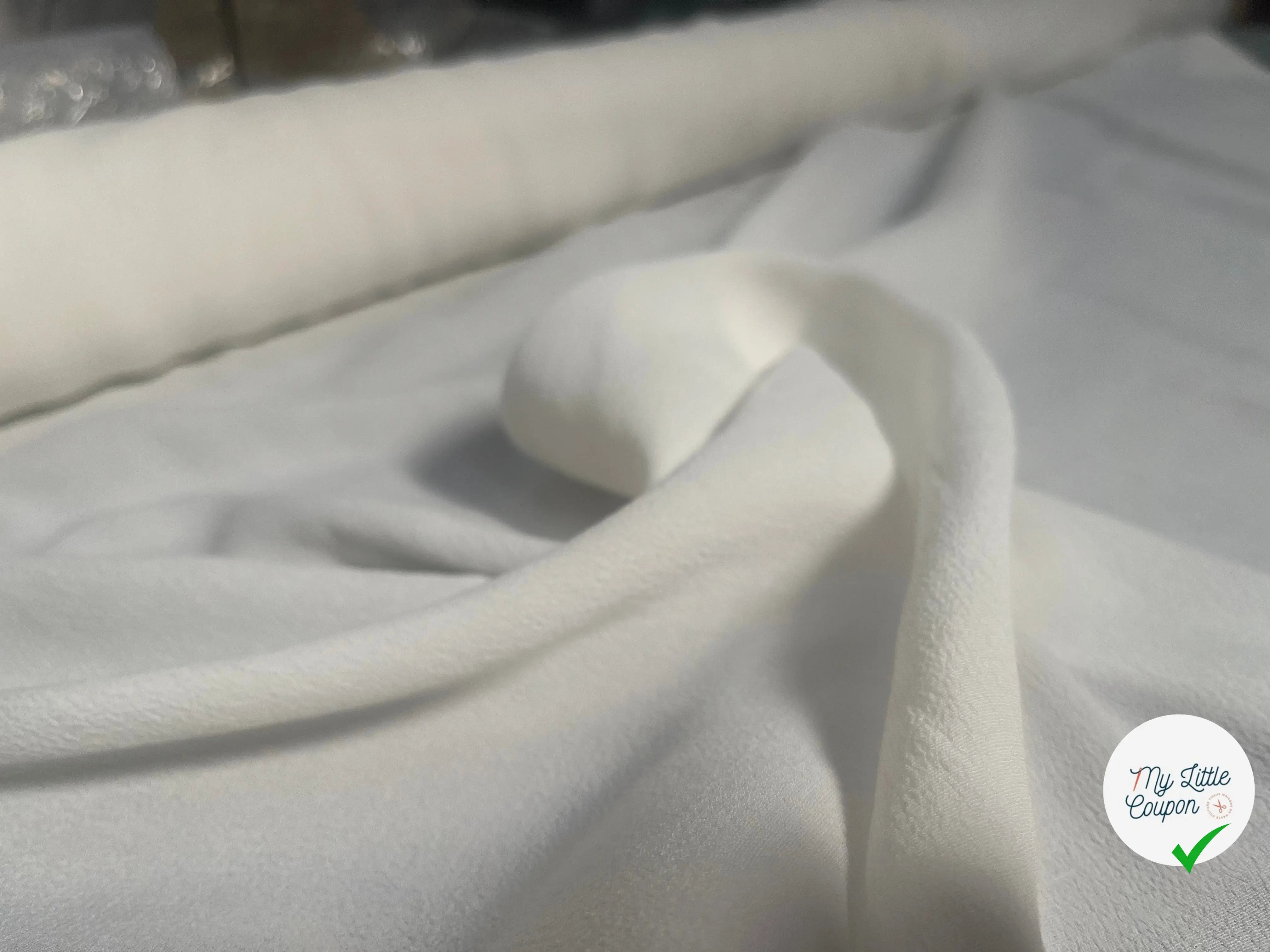 CRÊPE MAROCAIN 100% VISCOSE UNI BLANC - My Little Coupon