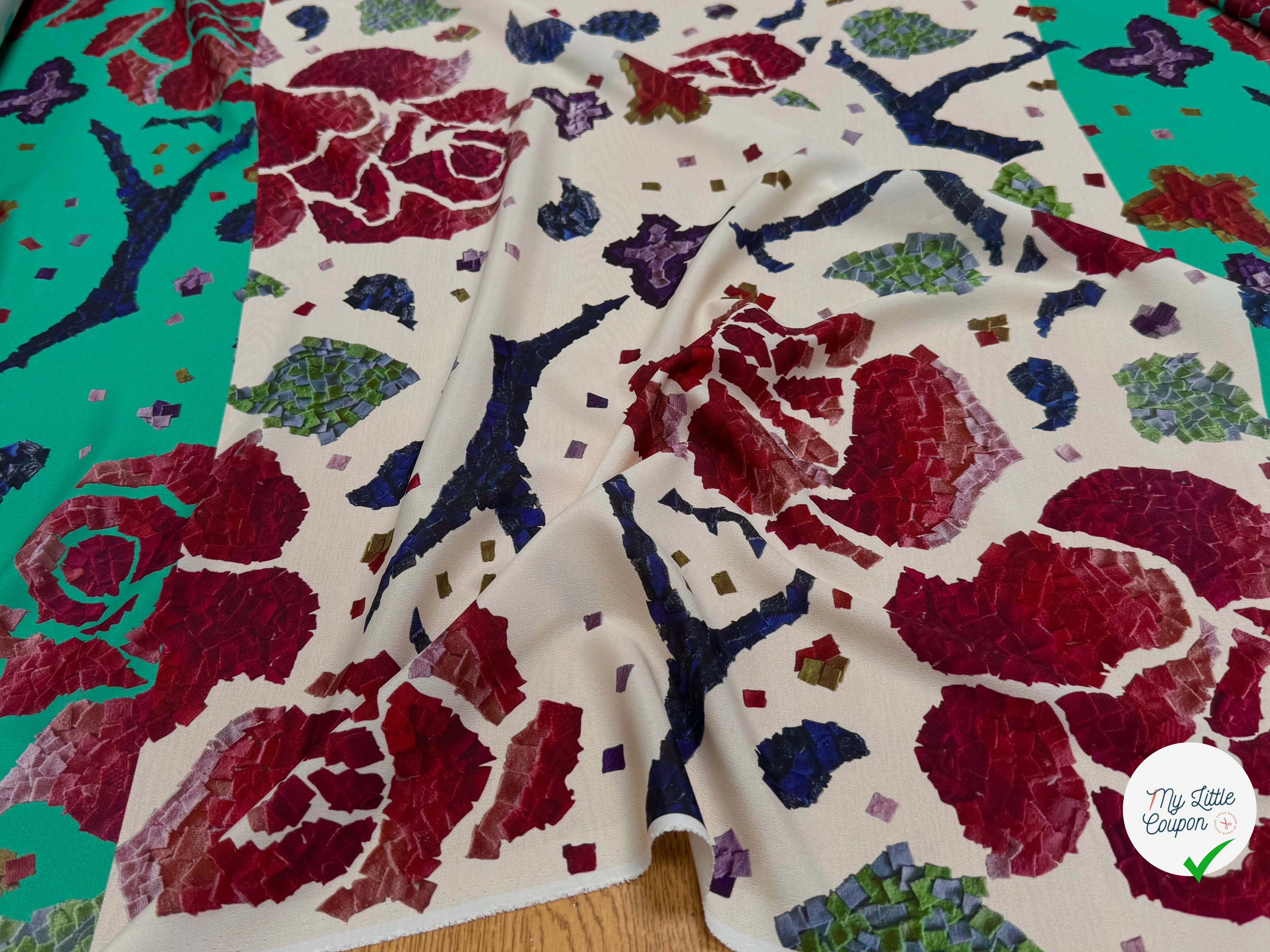 CRÊPE POLYESTER IMPRIMÉ FLORAL GROSSES FLEURS RAPPORT 68 CM CREPE SB GROSSES FLEURS - My Little Coupon