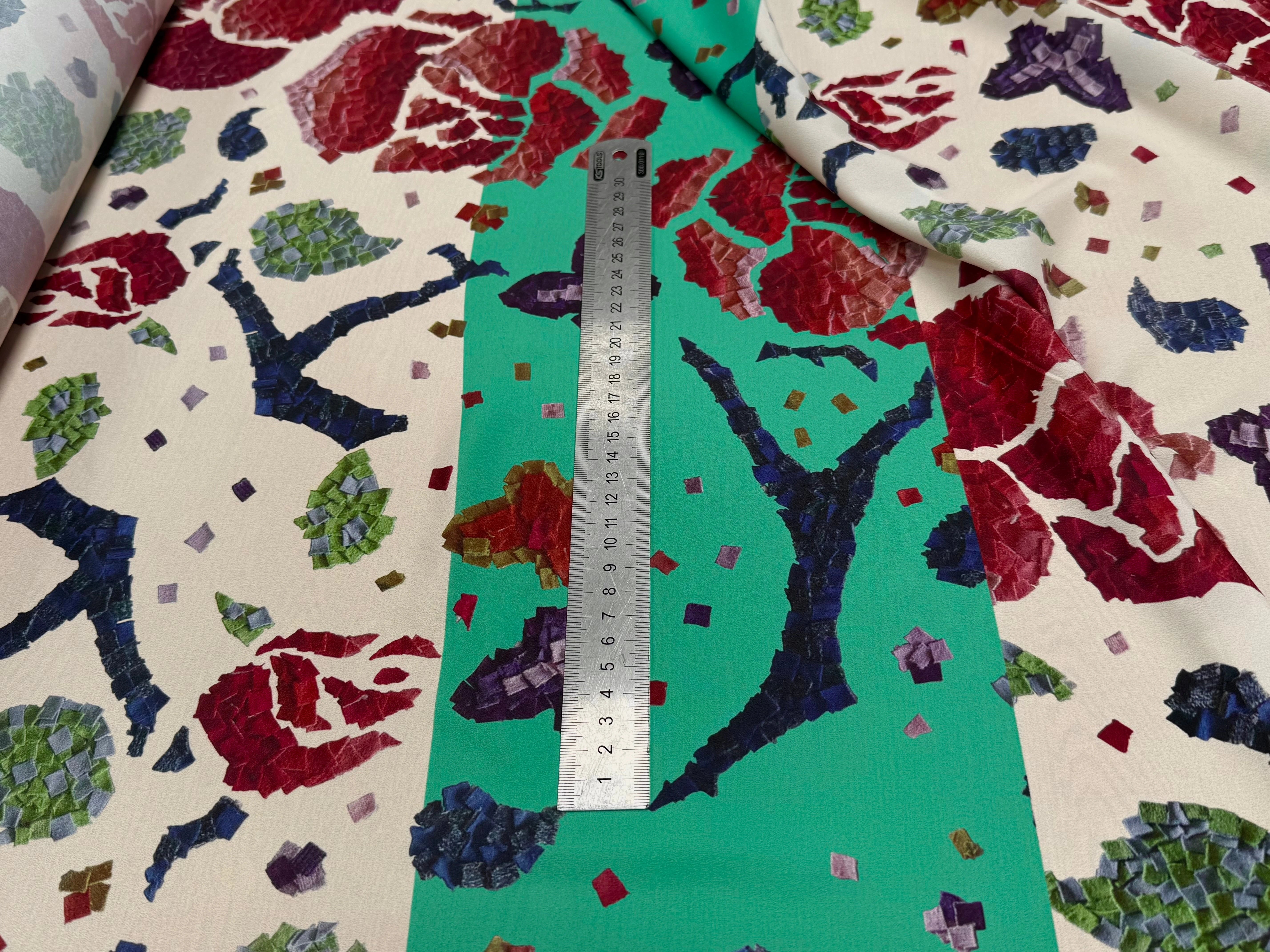 CRÊPE POLYESTER IMPRIMÉ FLORAL GROSSES FLEURS RAPPORT 68 CM CREPE SB GROSSES FLEURS - My Little Coupon