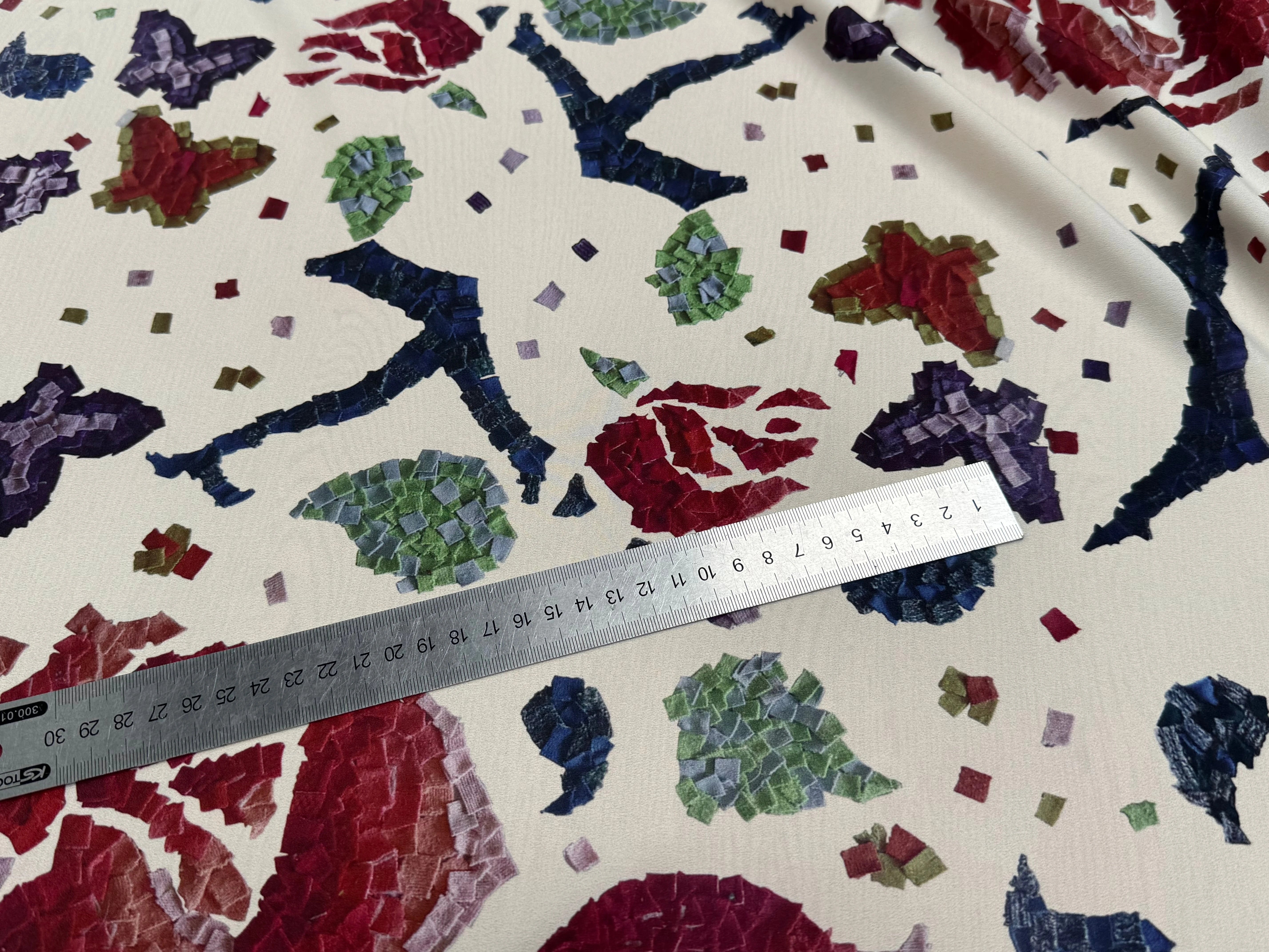 CRÊPE POLYESTER IMPRIMÉ FLORAL GROSSES FLEURS RAPPORT 98 CM CREPE SB GROSSES FLEURS - My Little Coupon