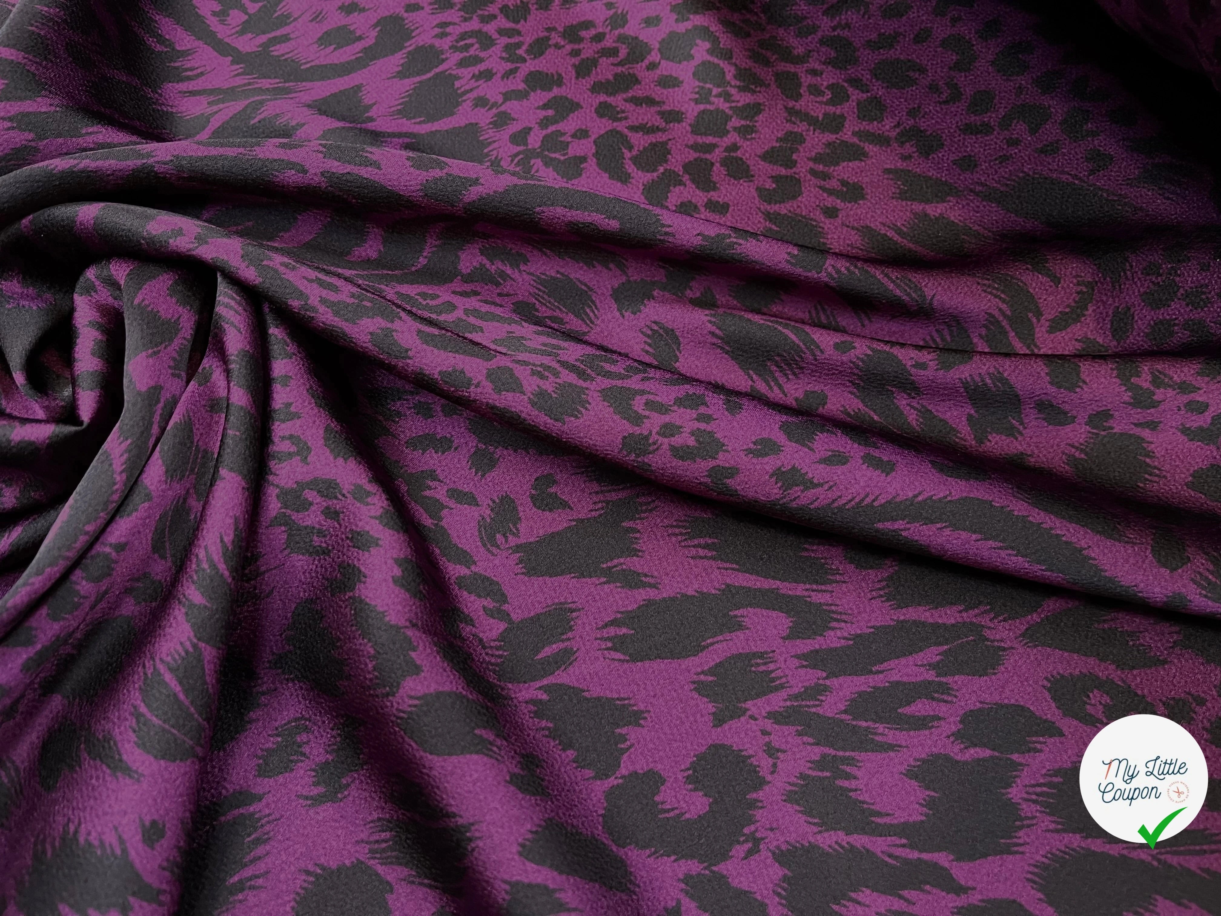 CREPE SATINÉ MOTIF LÉOPARD VIOLET - My Little Coupon