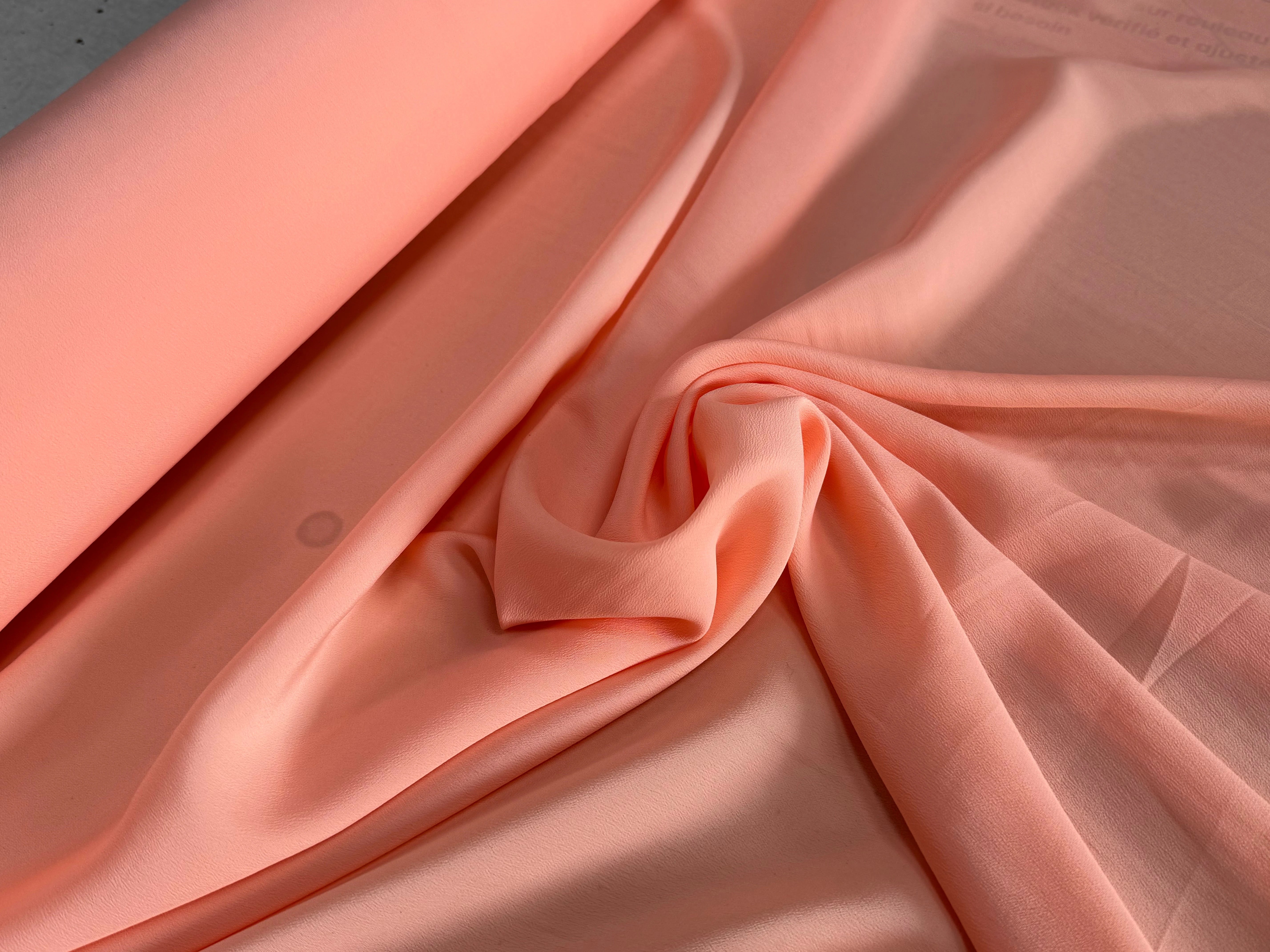 CREPE SAUMON 100% VISCOSE - My Little Coupon