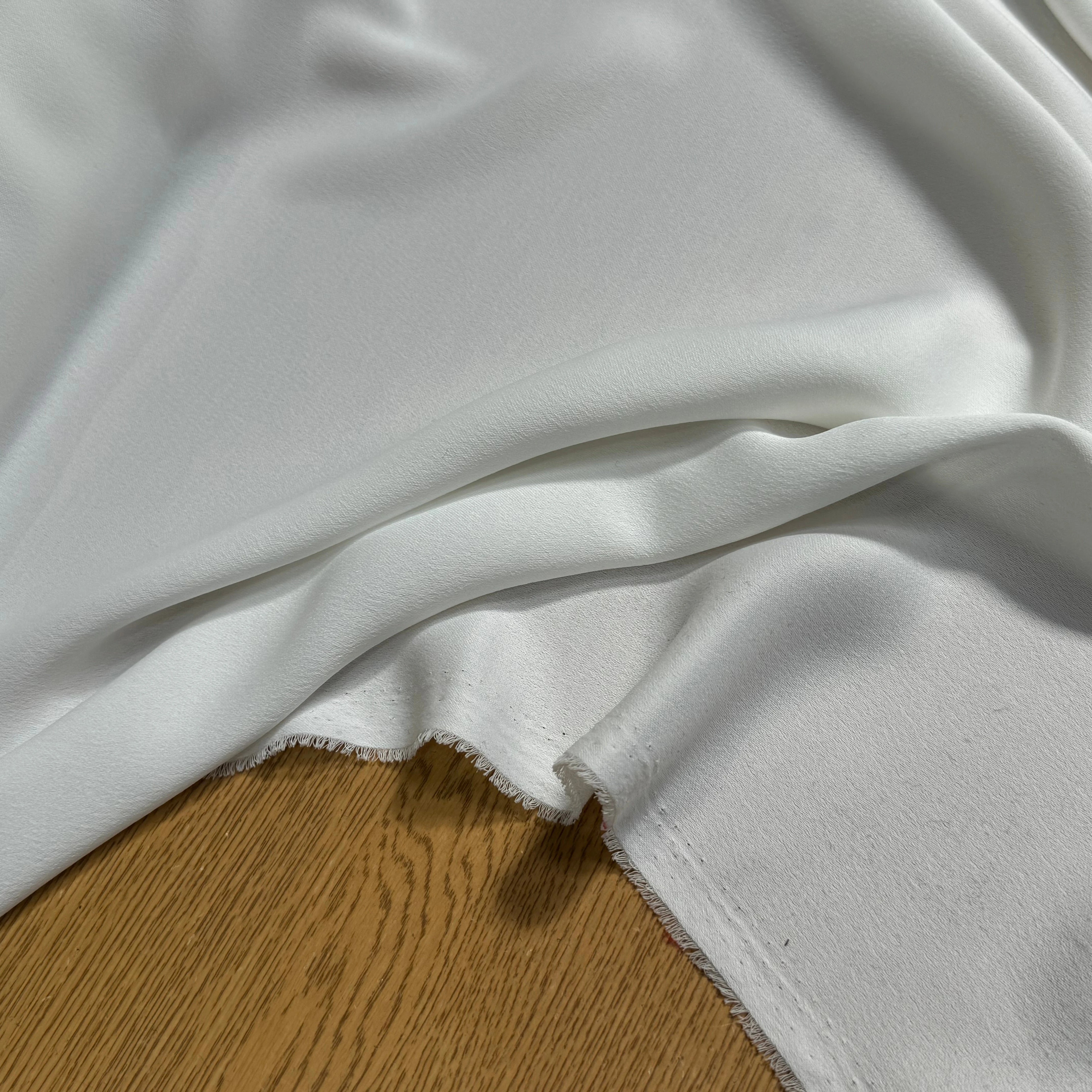 CREPE SEMI-LOURD ENVERS SATIN BLANC TOMBÉ PARFAIT - My Little Coupon