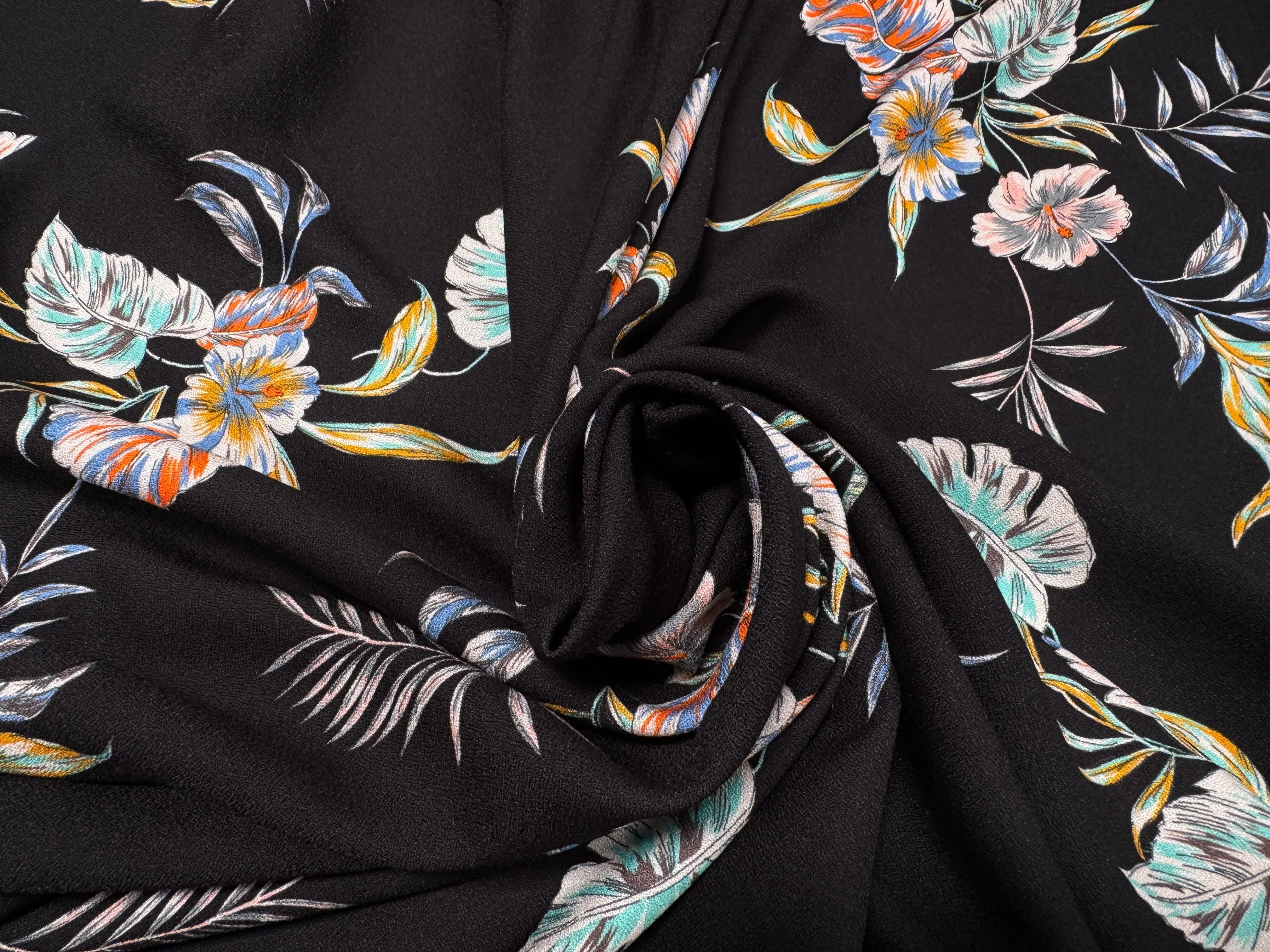 CREPE TESSUTO 100%VISCOSE FOND NOIR AVEC FEUILLES - My Little Coupon