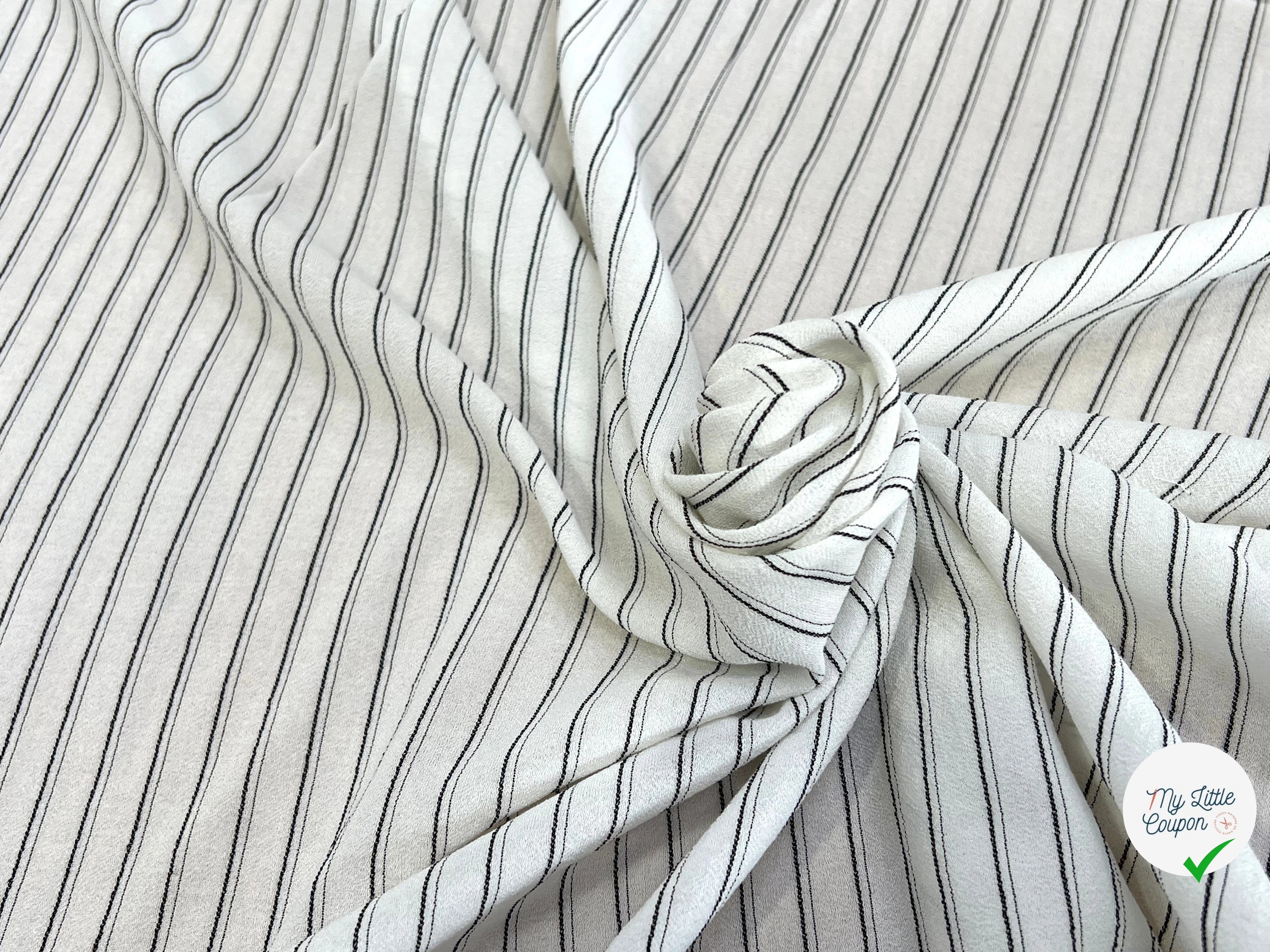 CREPE VISCOSE BLANC À RAYURES NOIRE FLUIDE - My Little Coupon