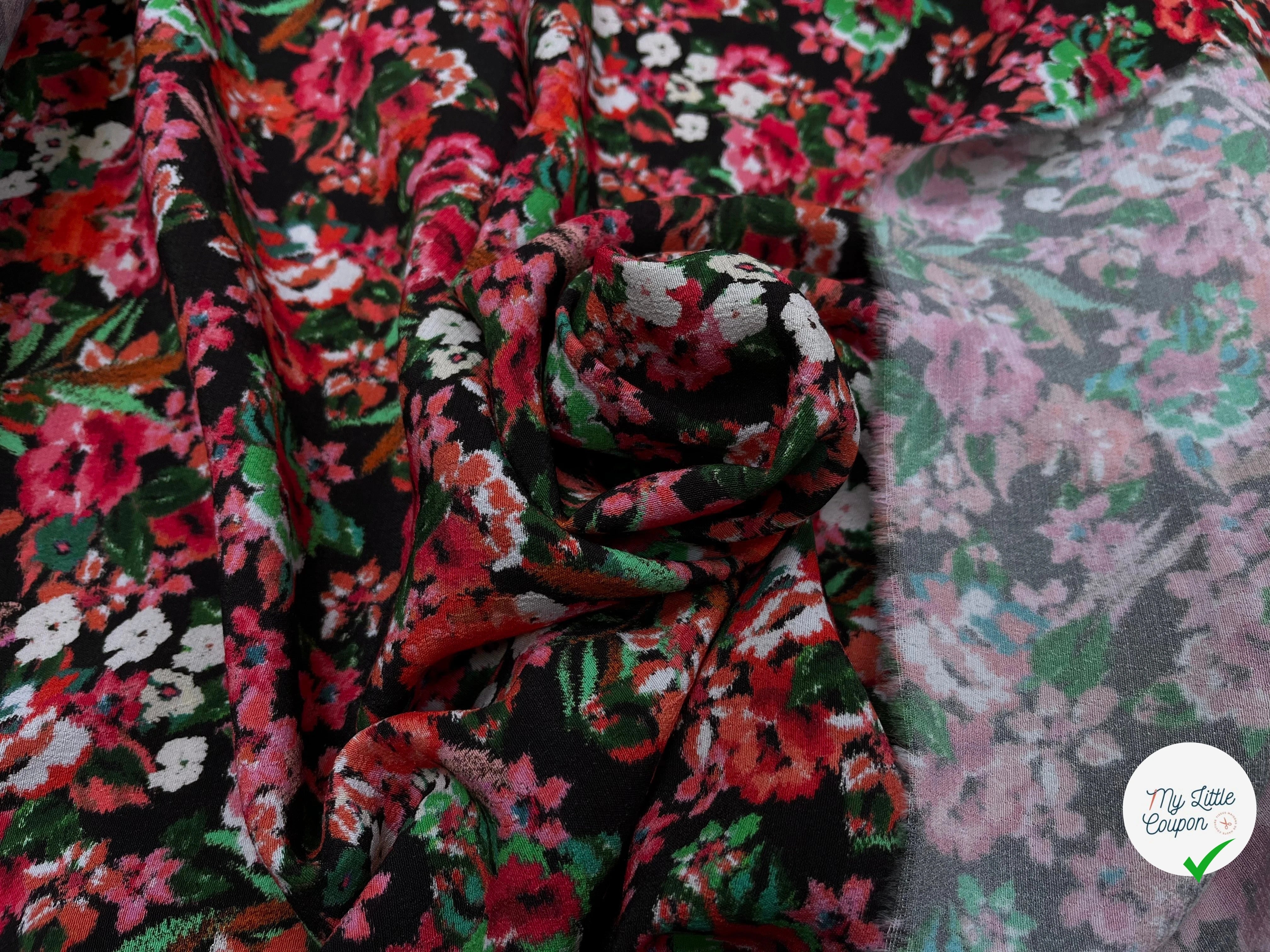 CREPE VISCOSE BOUQUET FLEURS FOND NOIR 140 LAIZE - My Little Coupon