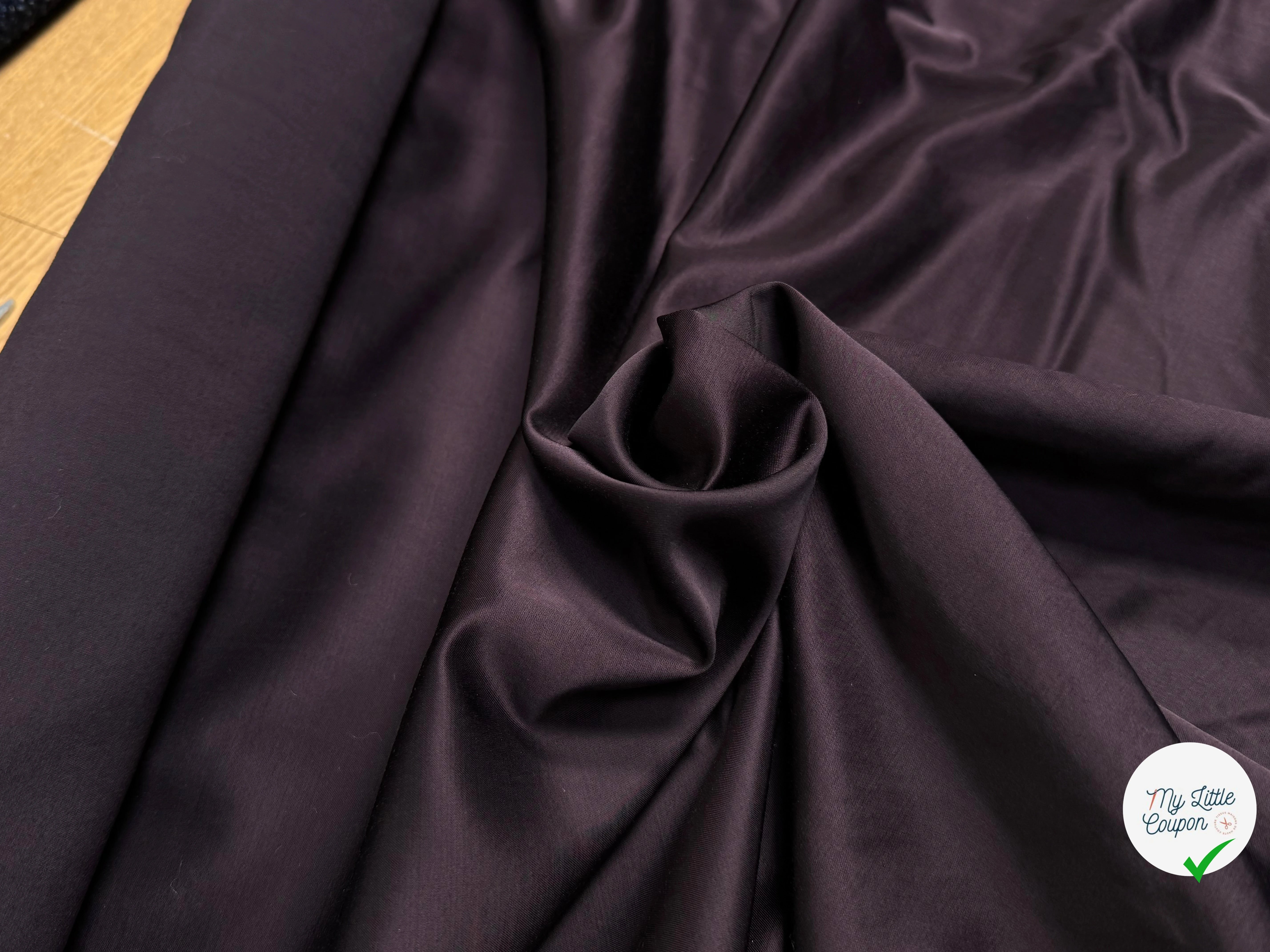 CREPE VISCOSE ENVERS SATIN 8% SOIE BEAU TOMBÉ CHOCO BORDEAUX - My Little Coupon