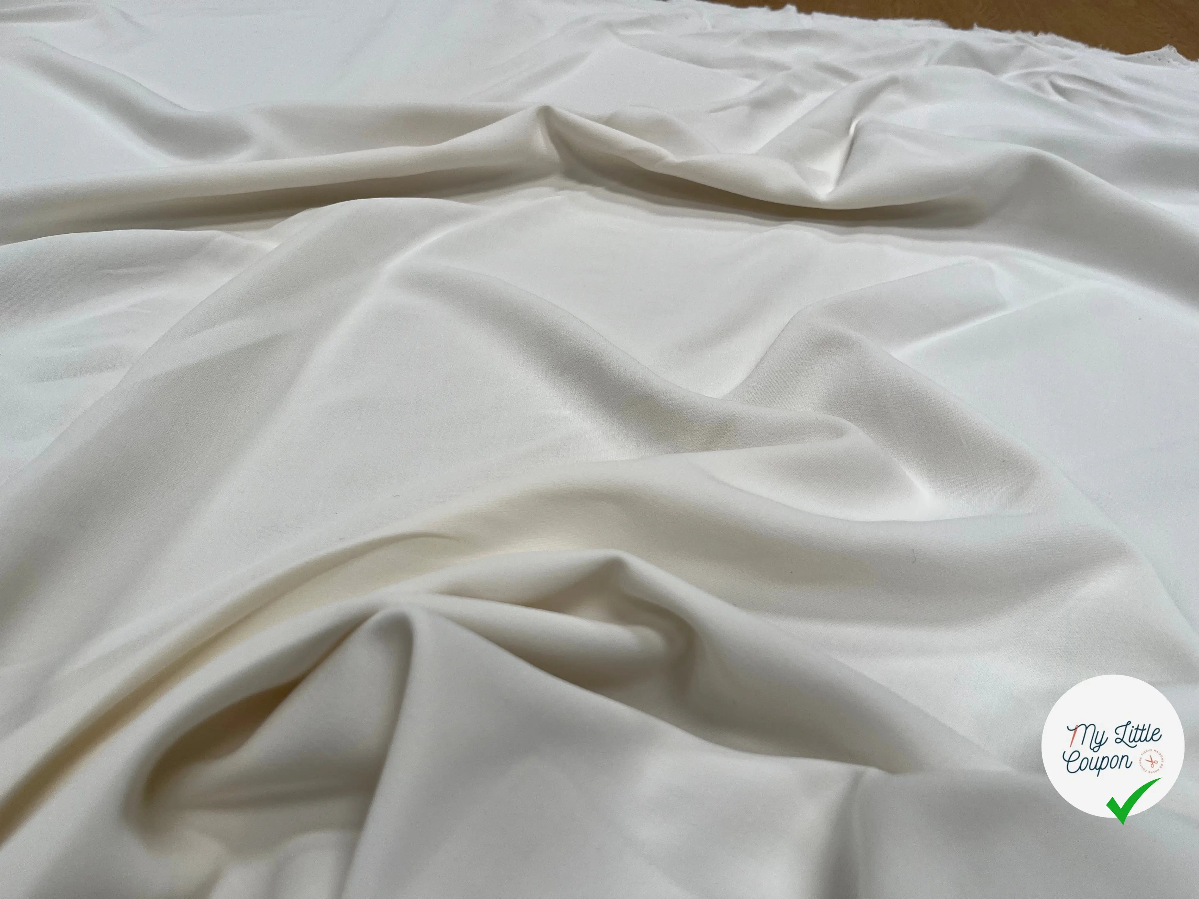 CREPE VISCOSE LOURD BLANC CASSE - My Little Coupon