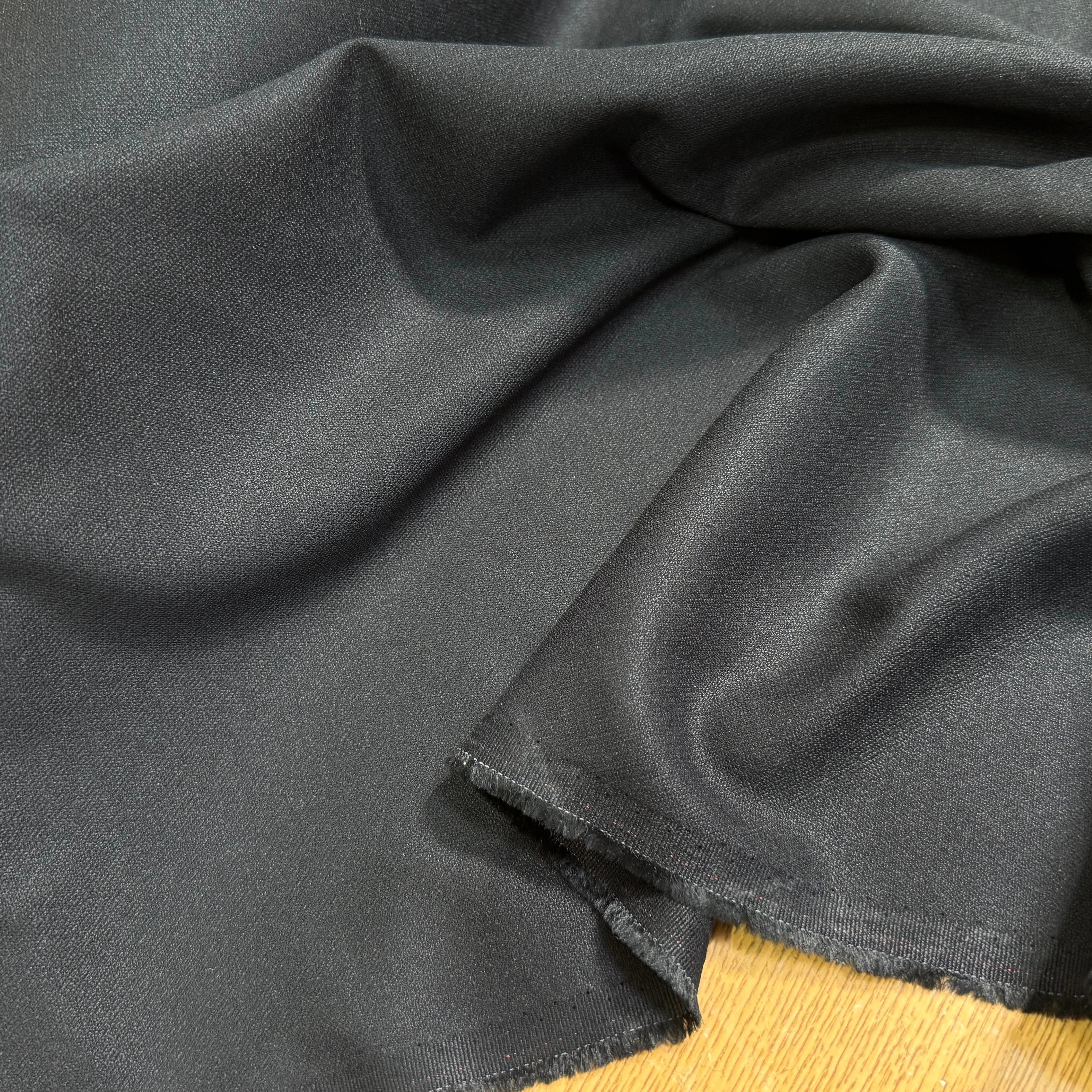CREPE VISCOSE ULTRA STRETCH NOIR SATINÉ SUBLIME TOMBÉ - My Little Coupon