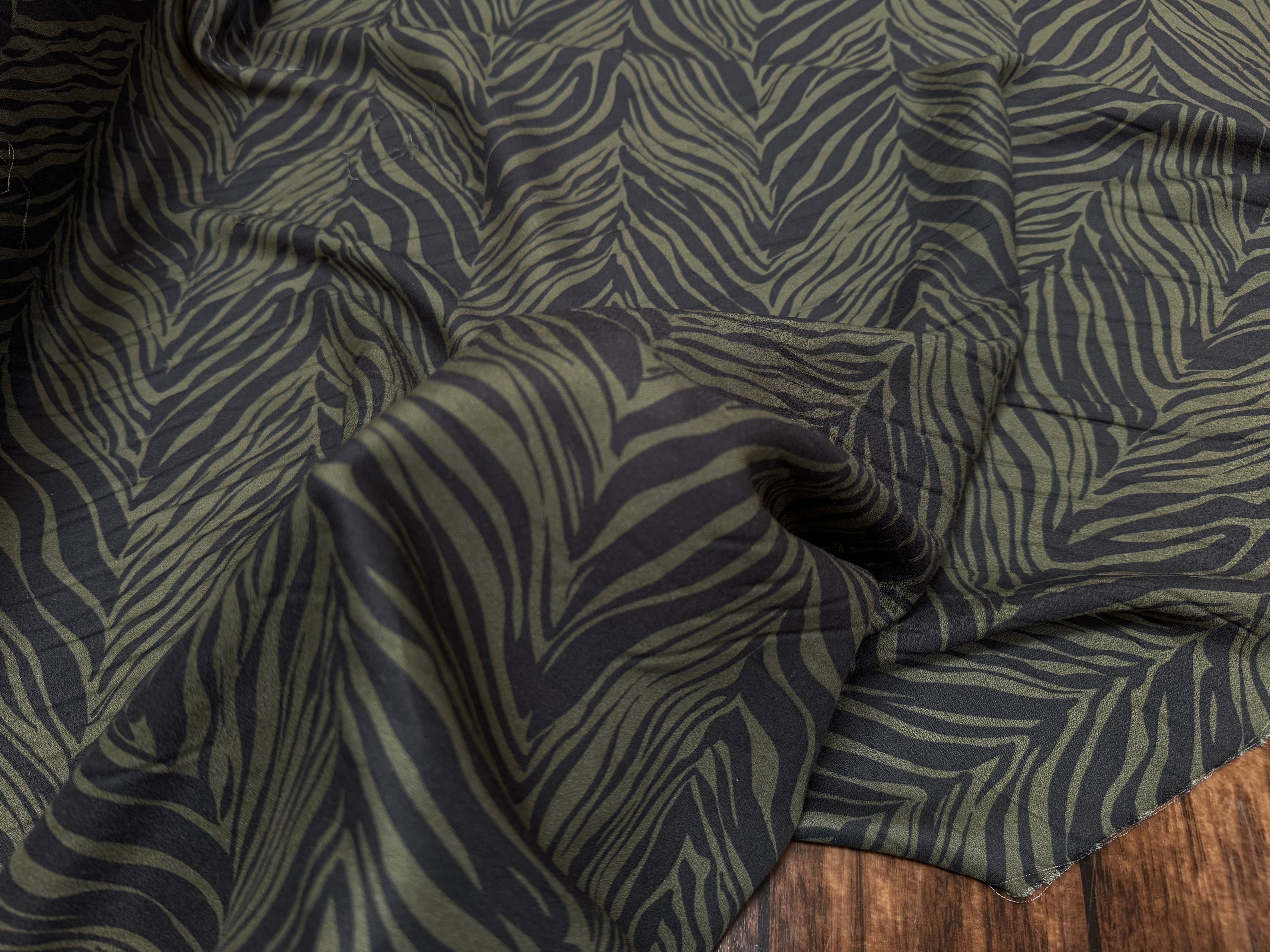 CREPE VISCOSE ZEBRE D'AUTOMNE - My Little Coupon