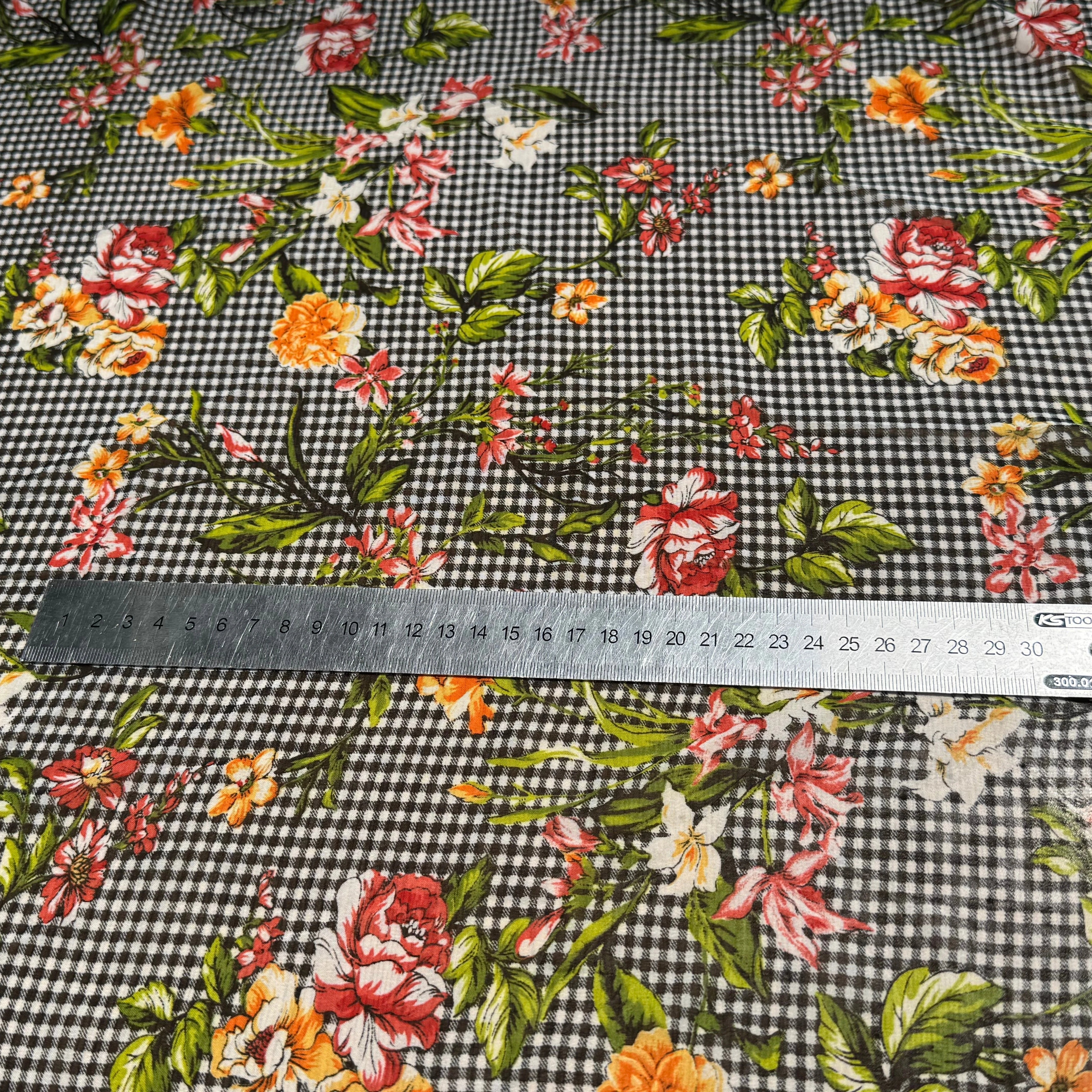 CHIFFON VICHY NOIR FLUIDE GROSSES FLEURS SUPER BEAU - My Little Coupon
