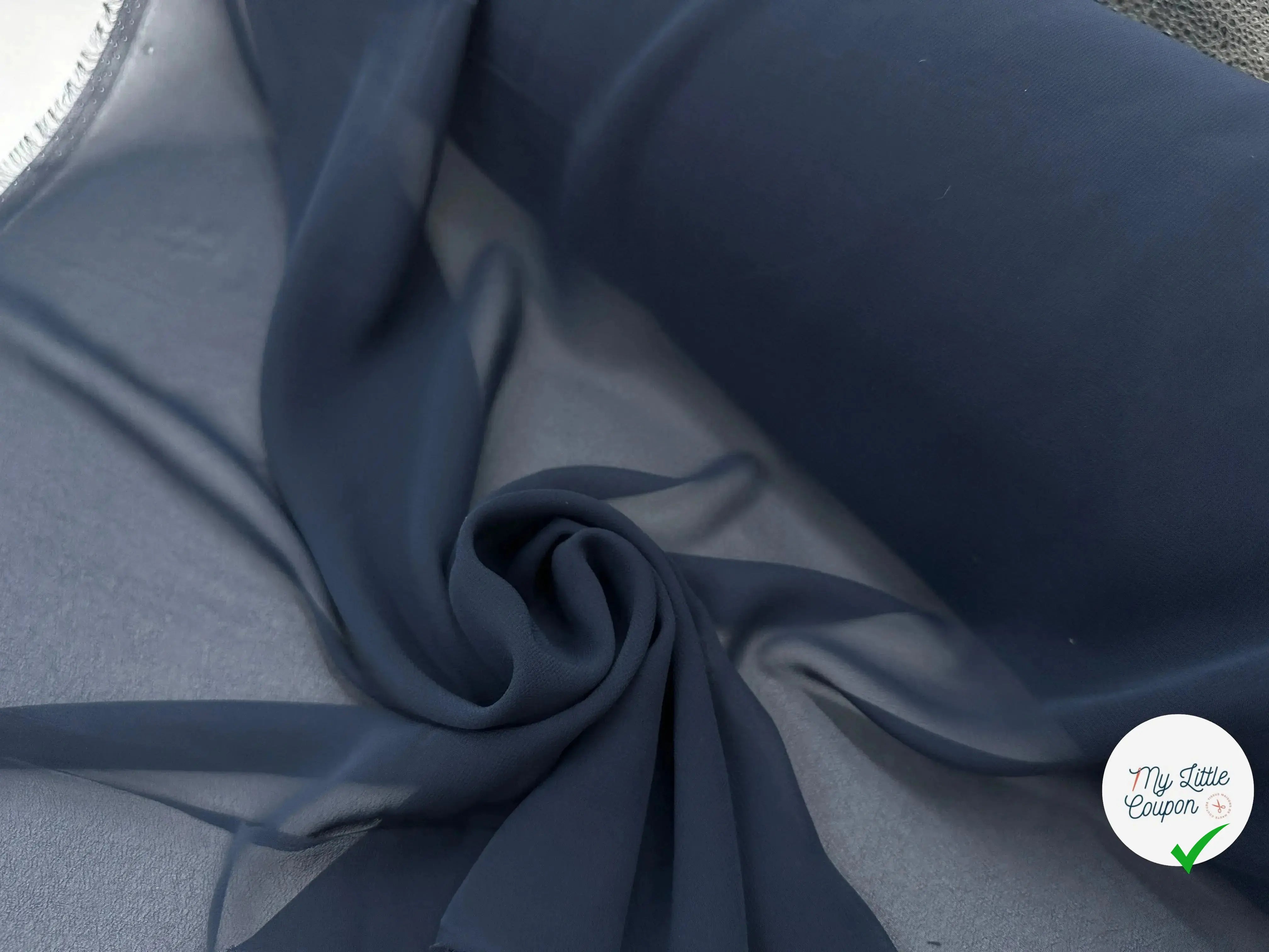 CRÊPE GEORGETTE POLYESTER NAVY - My Little Coupon