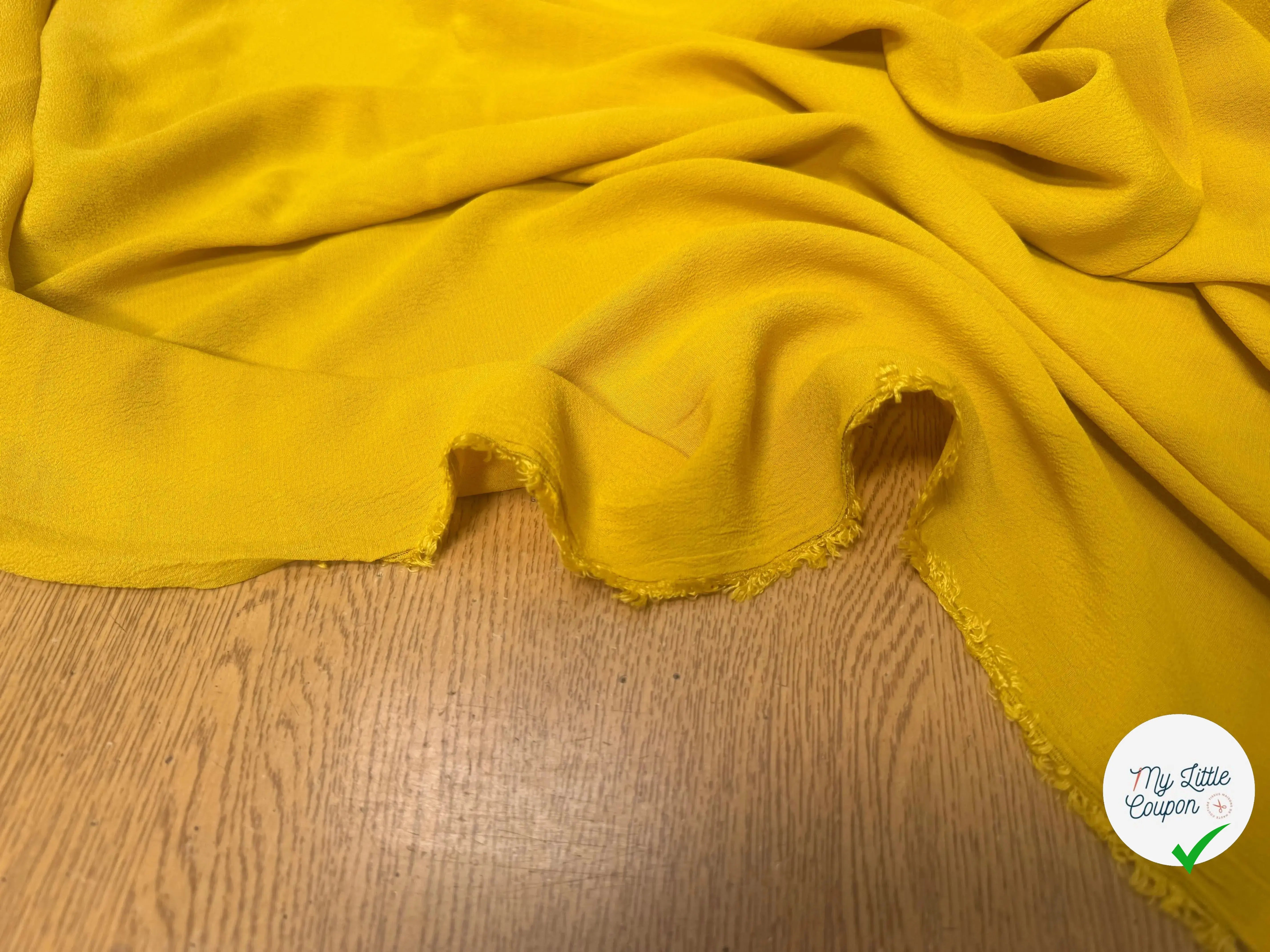 CRÊPE MAROCAIN 100% VISCOSE UNI JAUNE - My Little Coupon