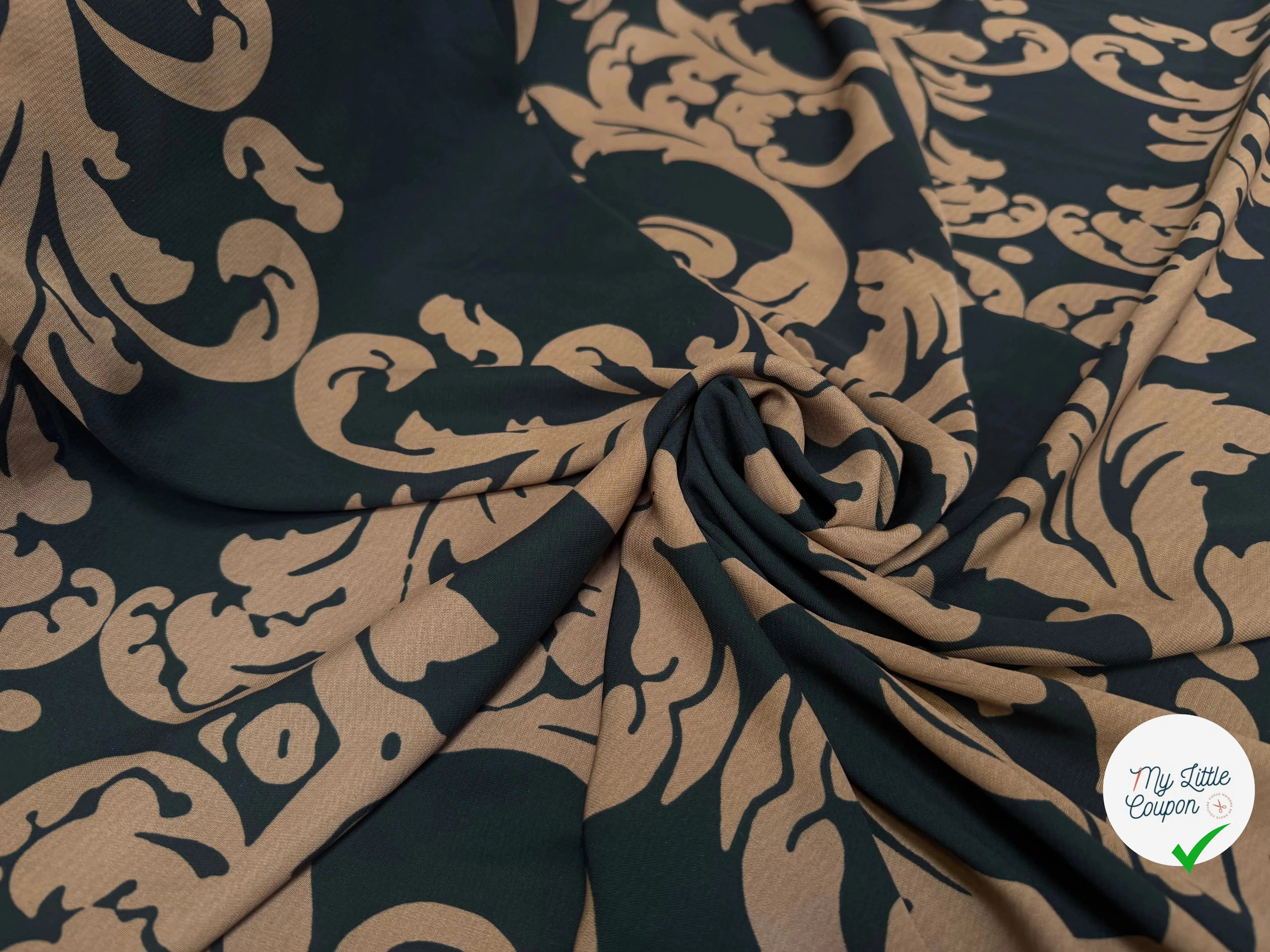 CRÊPE POLYESTER MOTIF FEUILLAGE VERT ET MARRON - My Little Coupon