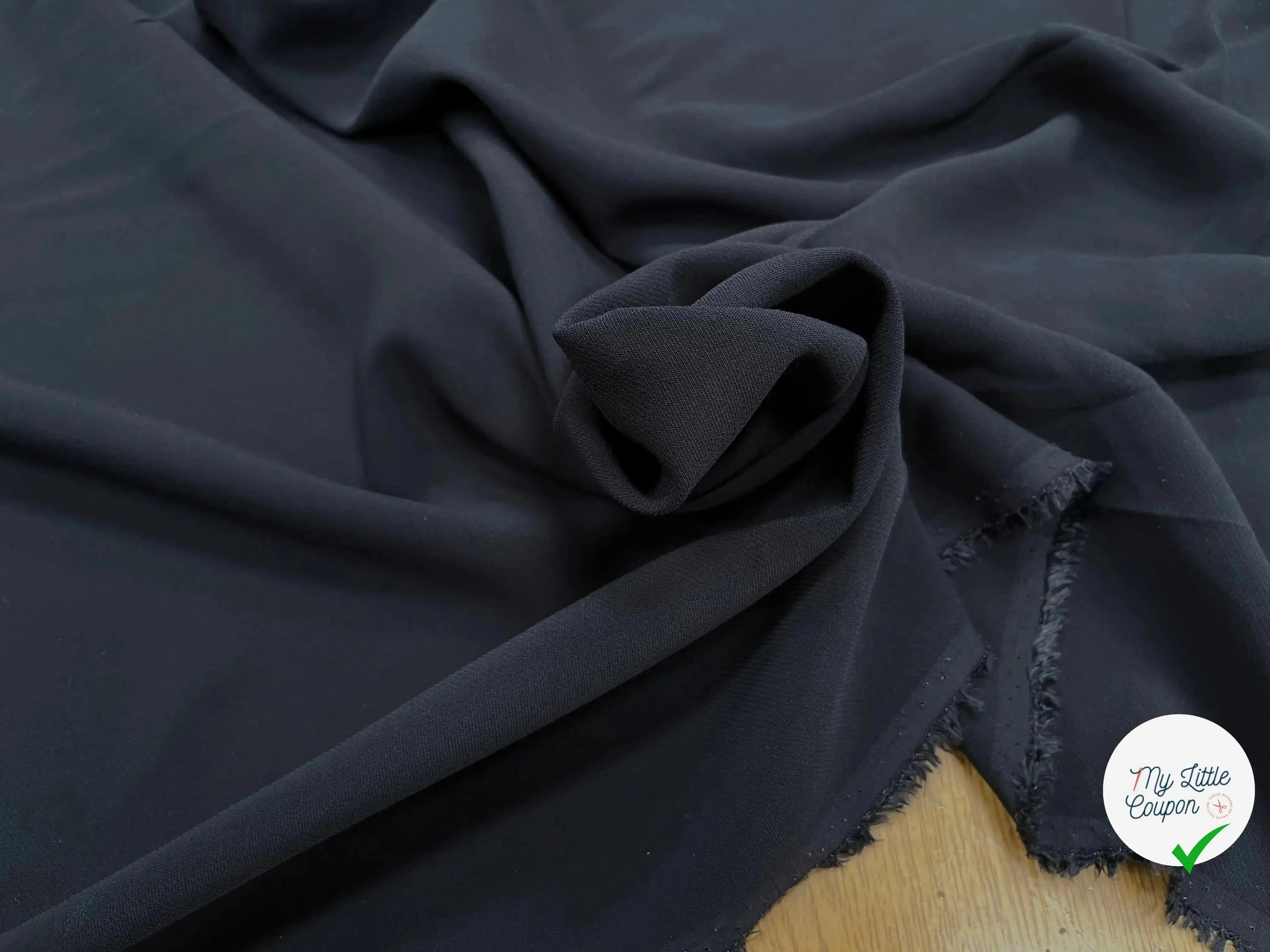 CREPE VISCOSE LOURD SERGÉ BLEU NAVY - My Little Coupon